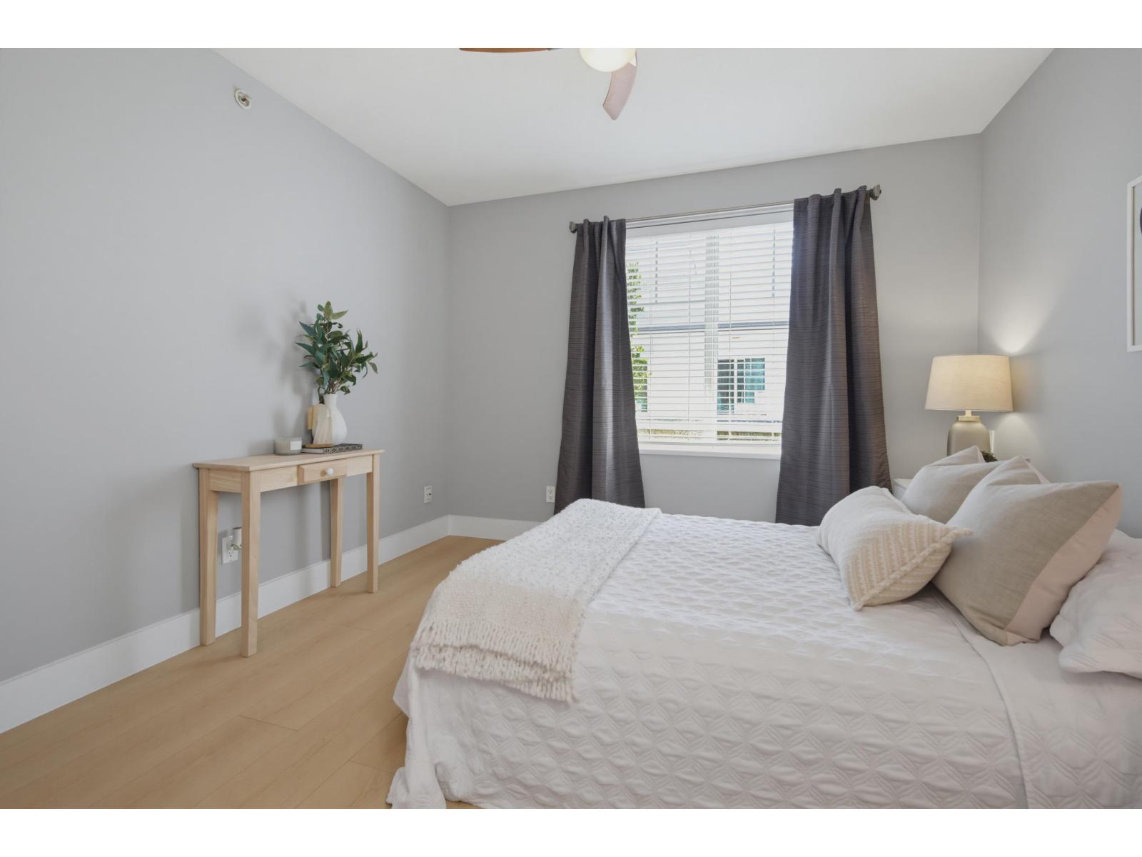 93 15833 26 Avenue Property Photo 15