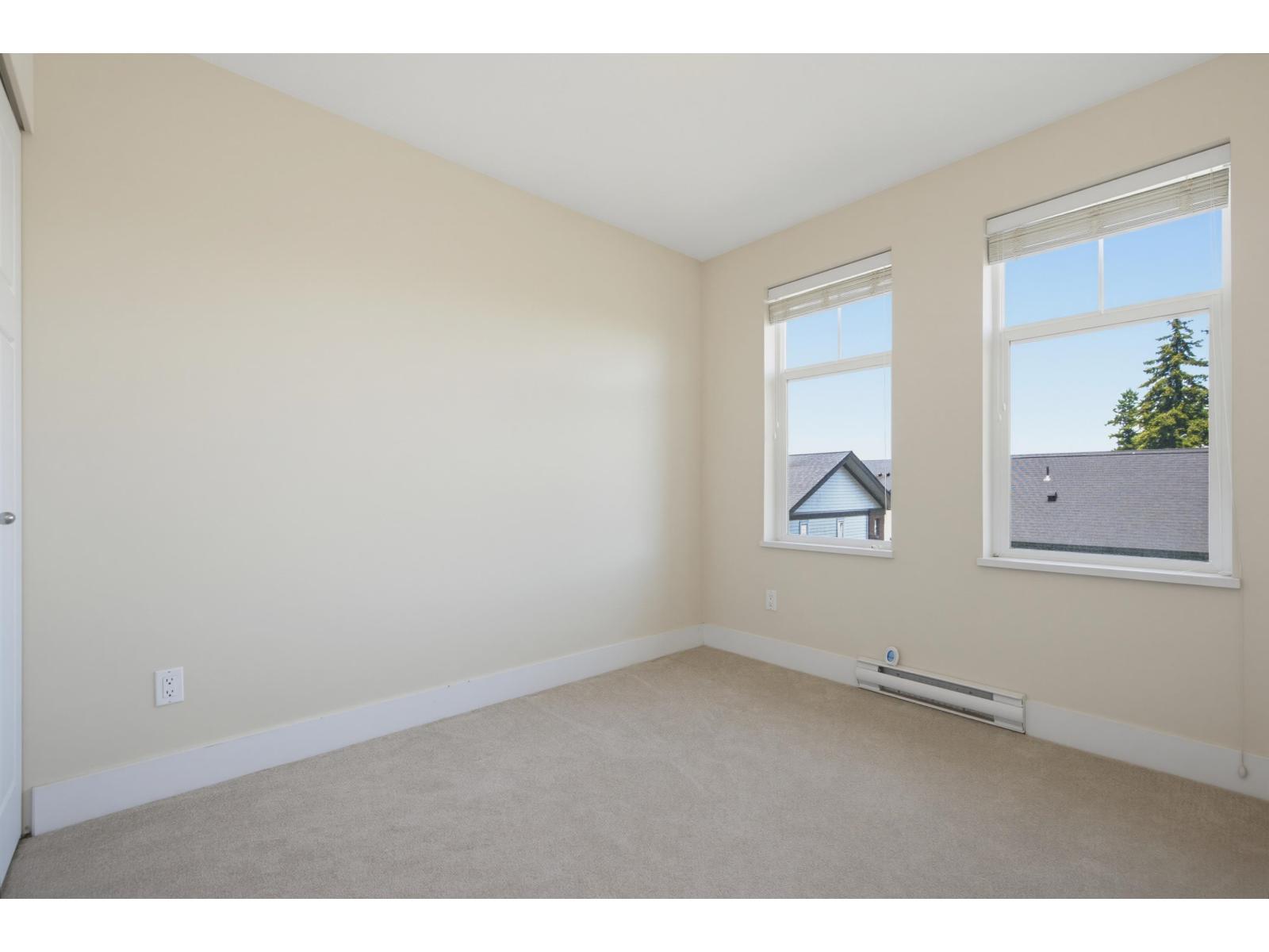 93 15833 26 Avenue Property Photo 21