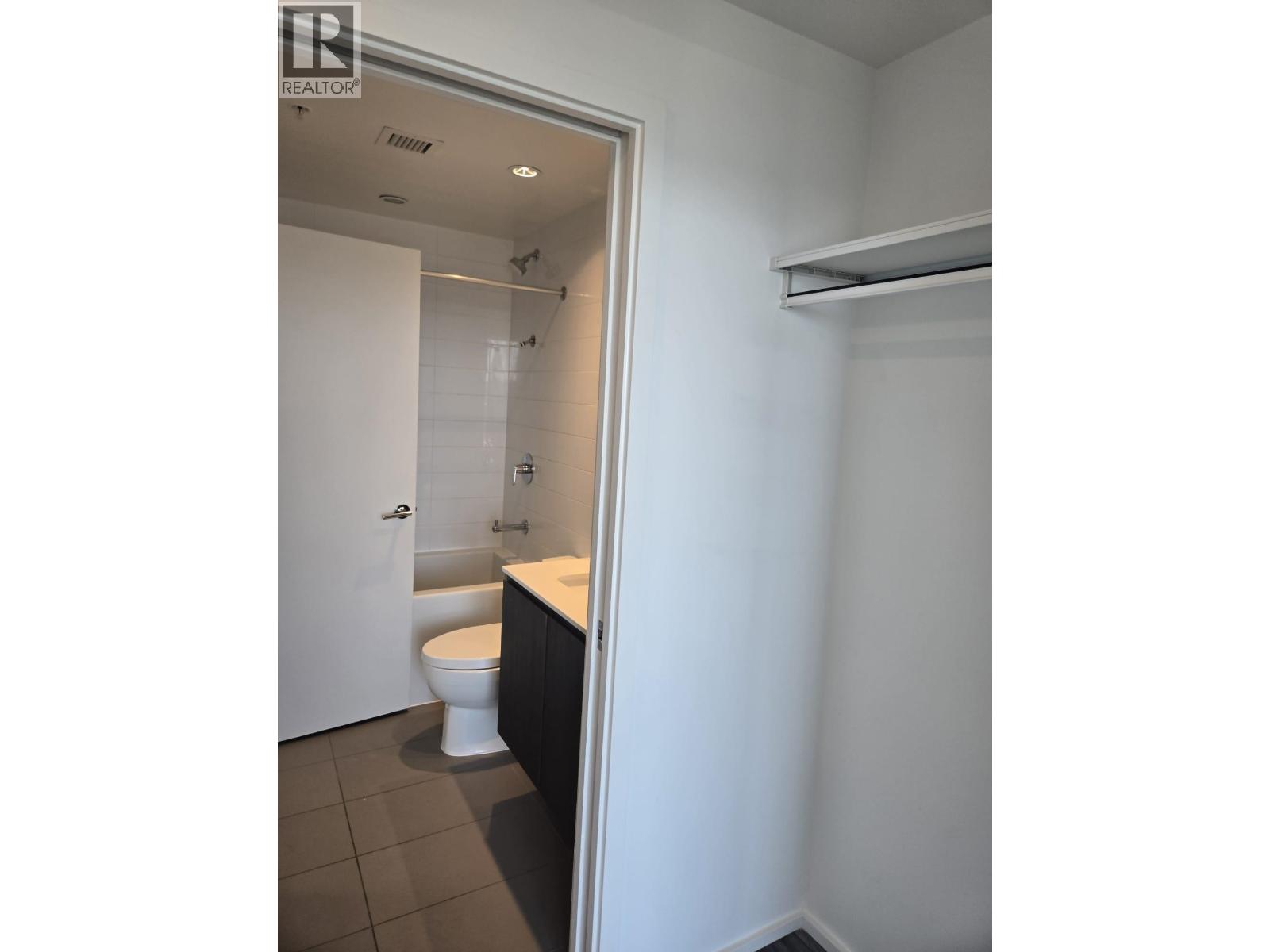 2303 4650 Brentwood Boulevard Property Photo 14