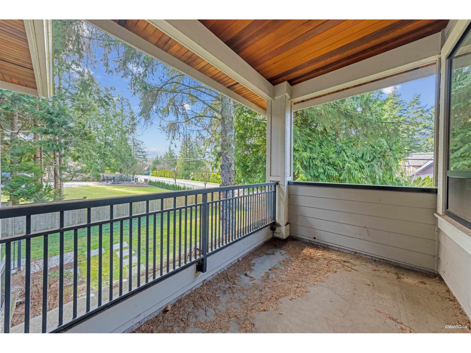 14428 33a Avenue Property Photo 23