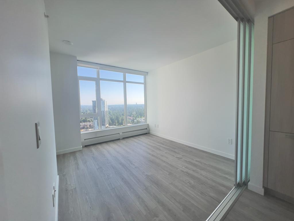 2510 13350 Central Avenue Property Photo 4