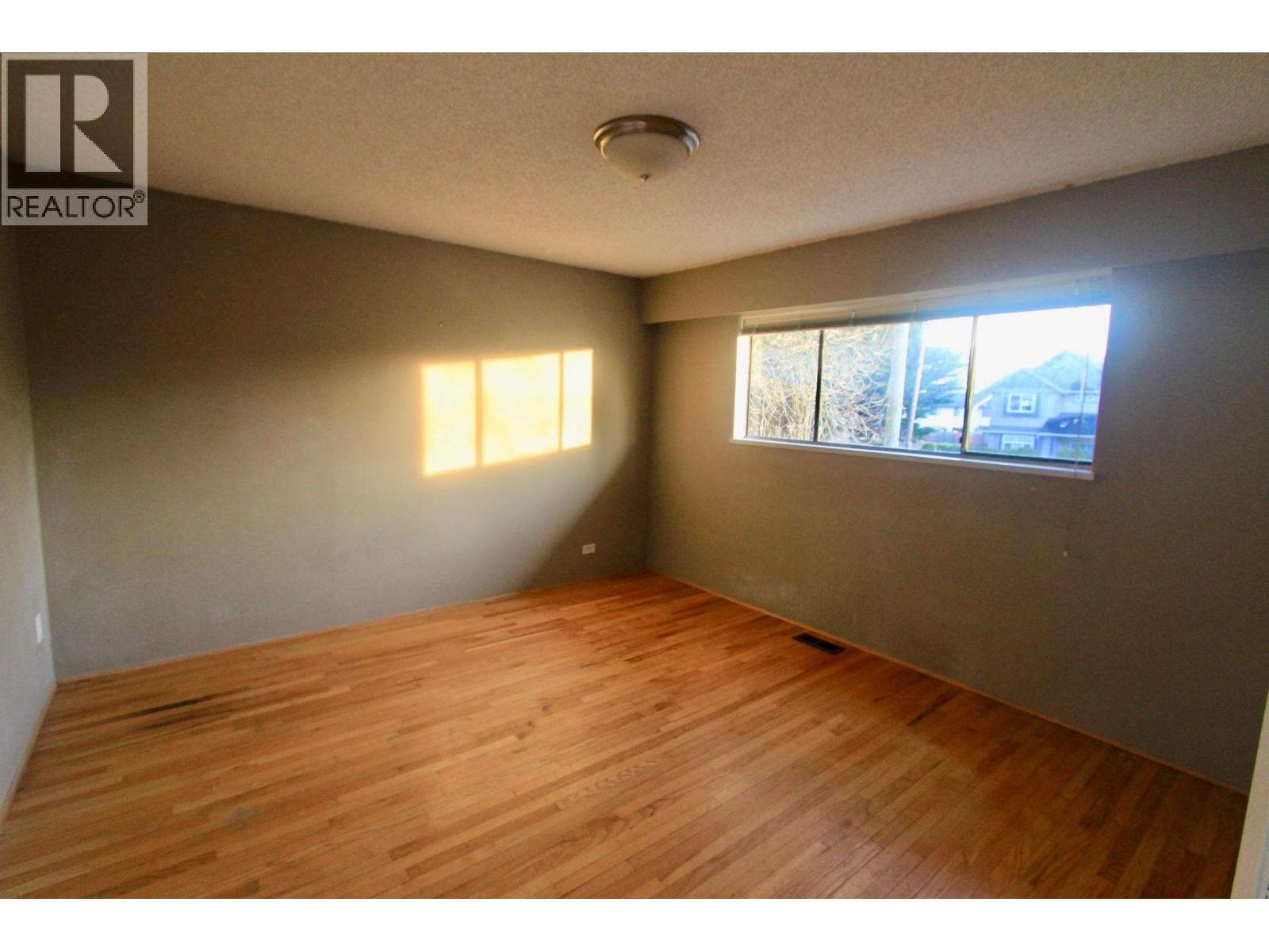 4751-4771 Steveston Highway Property Photo 5