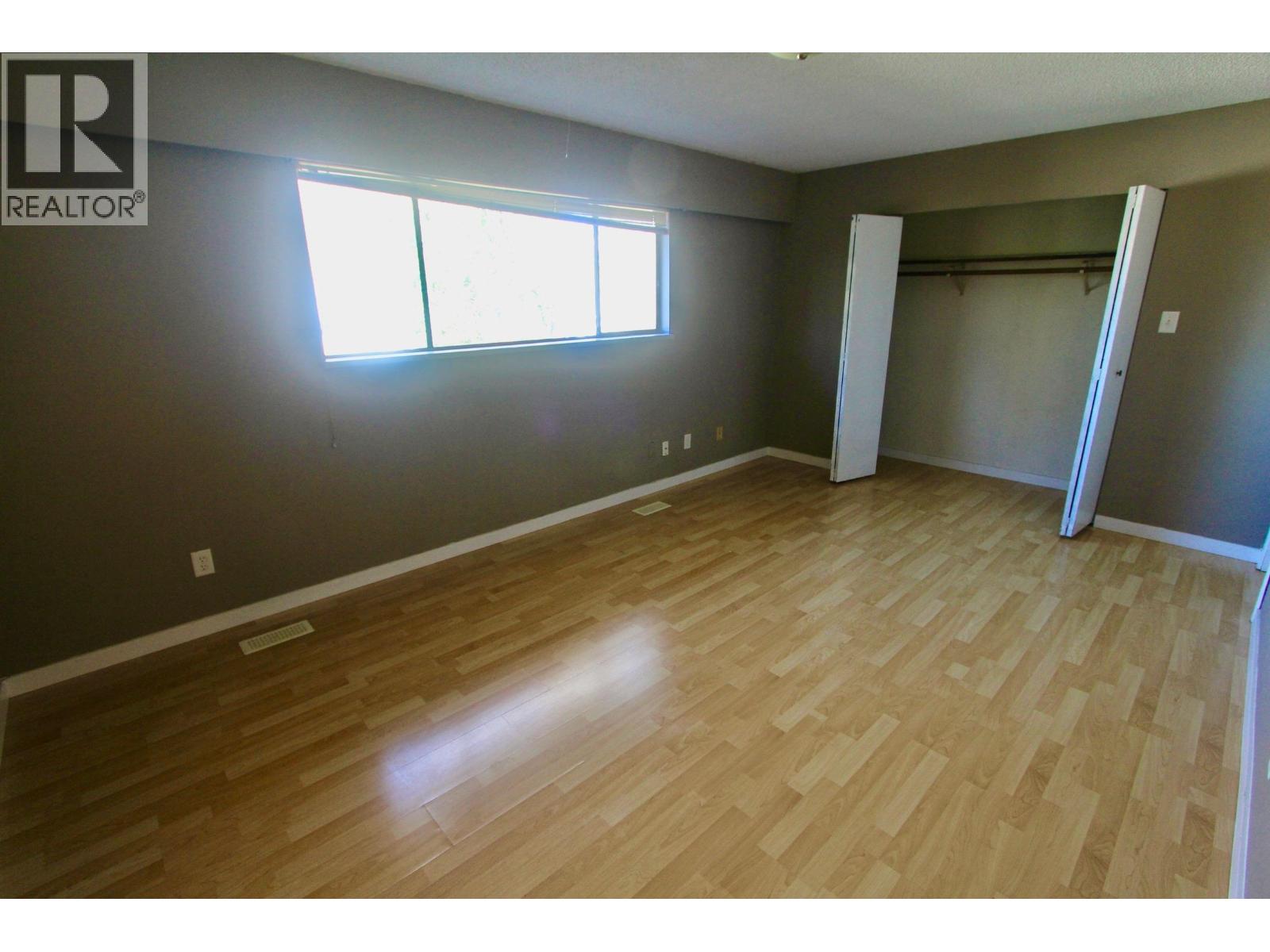 4751-4771 Steveston Highway Property Photo 9