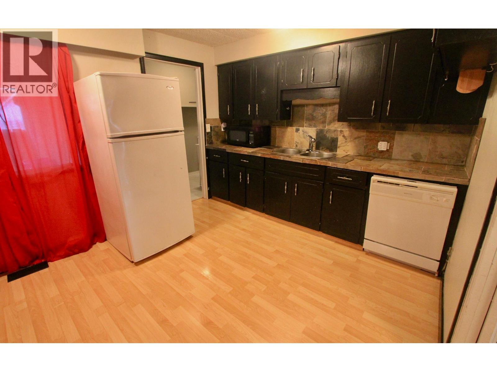 4751-4771 Steveston Highway Property Photo 10