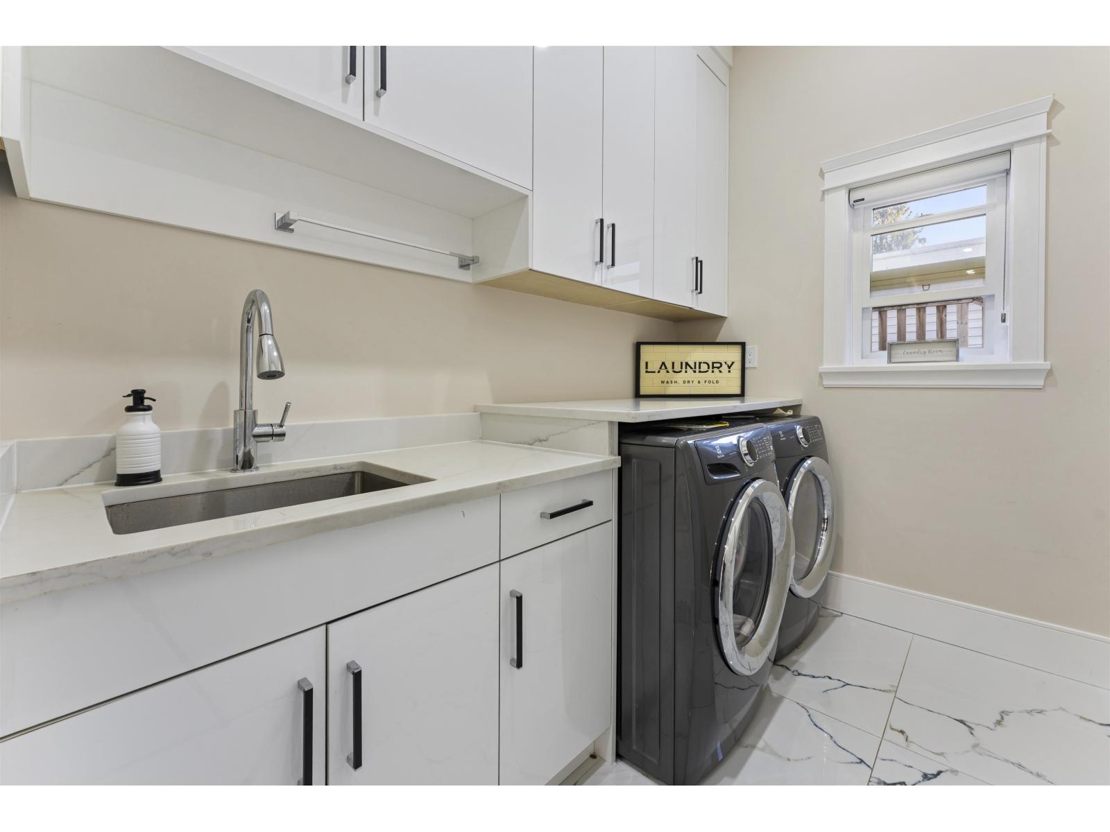 8020 114 Street Property Photo 28
