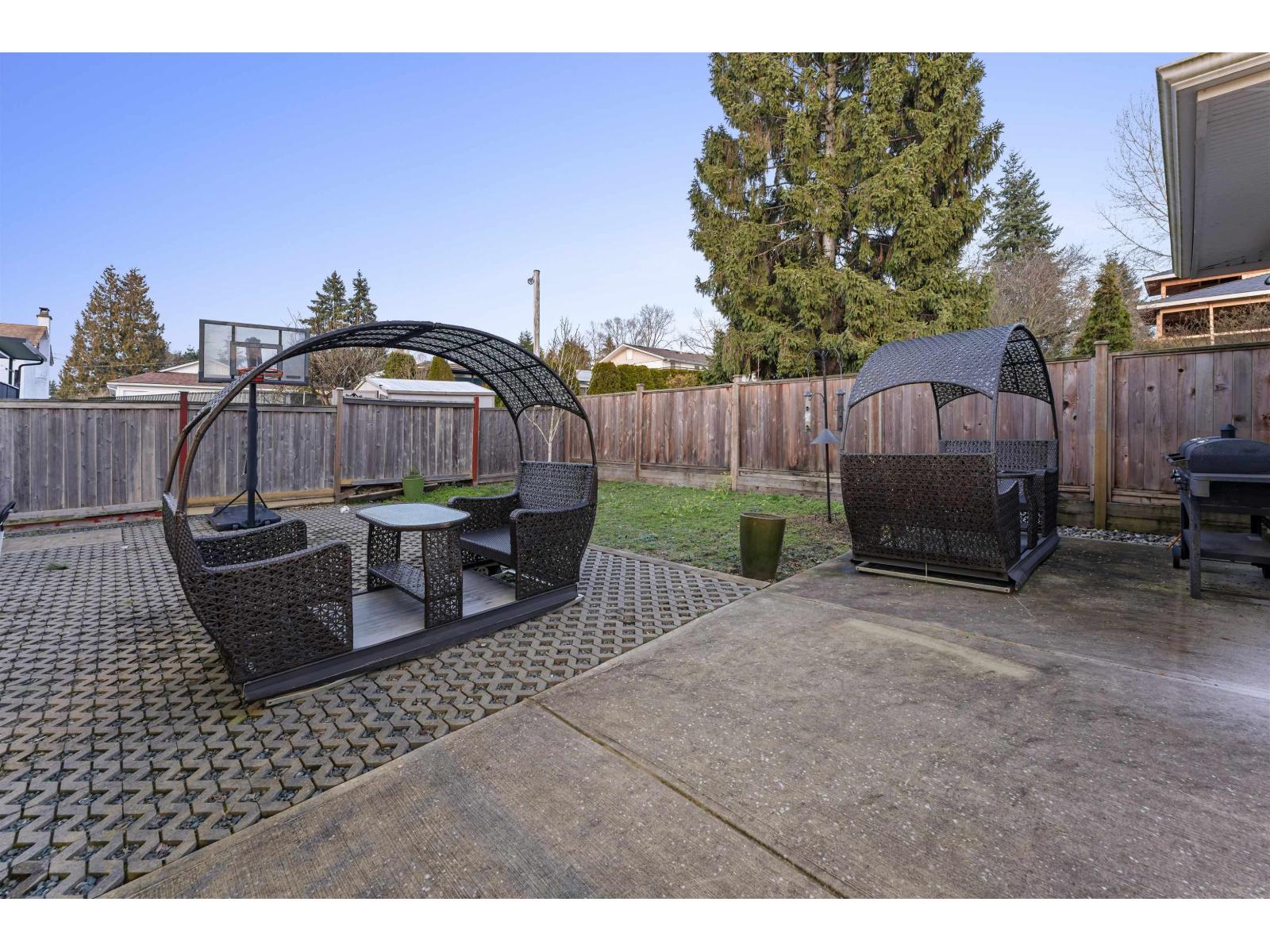 8020 114 Street Property Photo 38