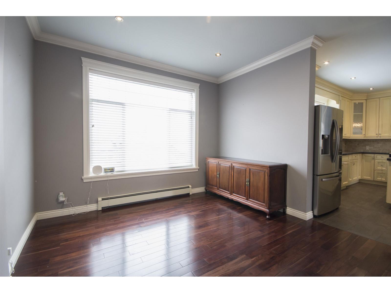 12136 100a Avenue Property Photo 6