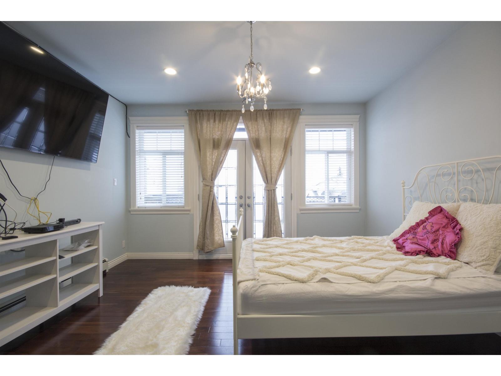 12136 100a Avenue Property Photo 10