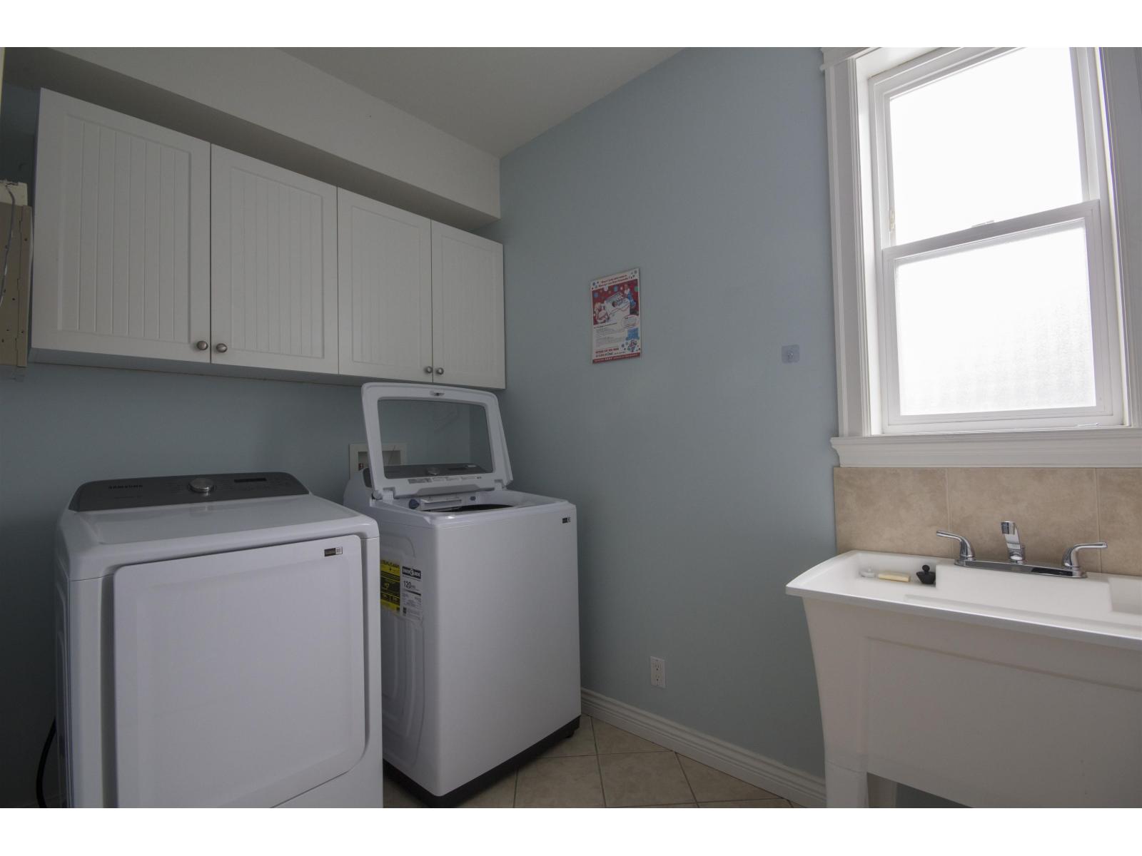 12136 100a Avenue Property Photo 14
