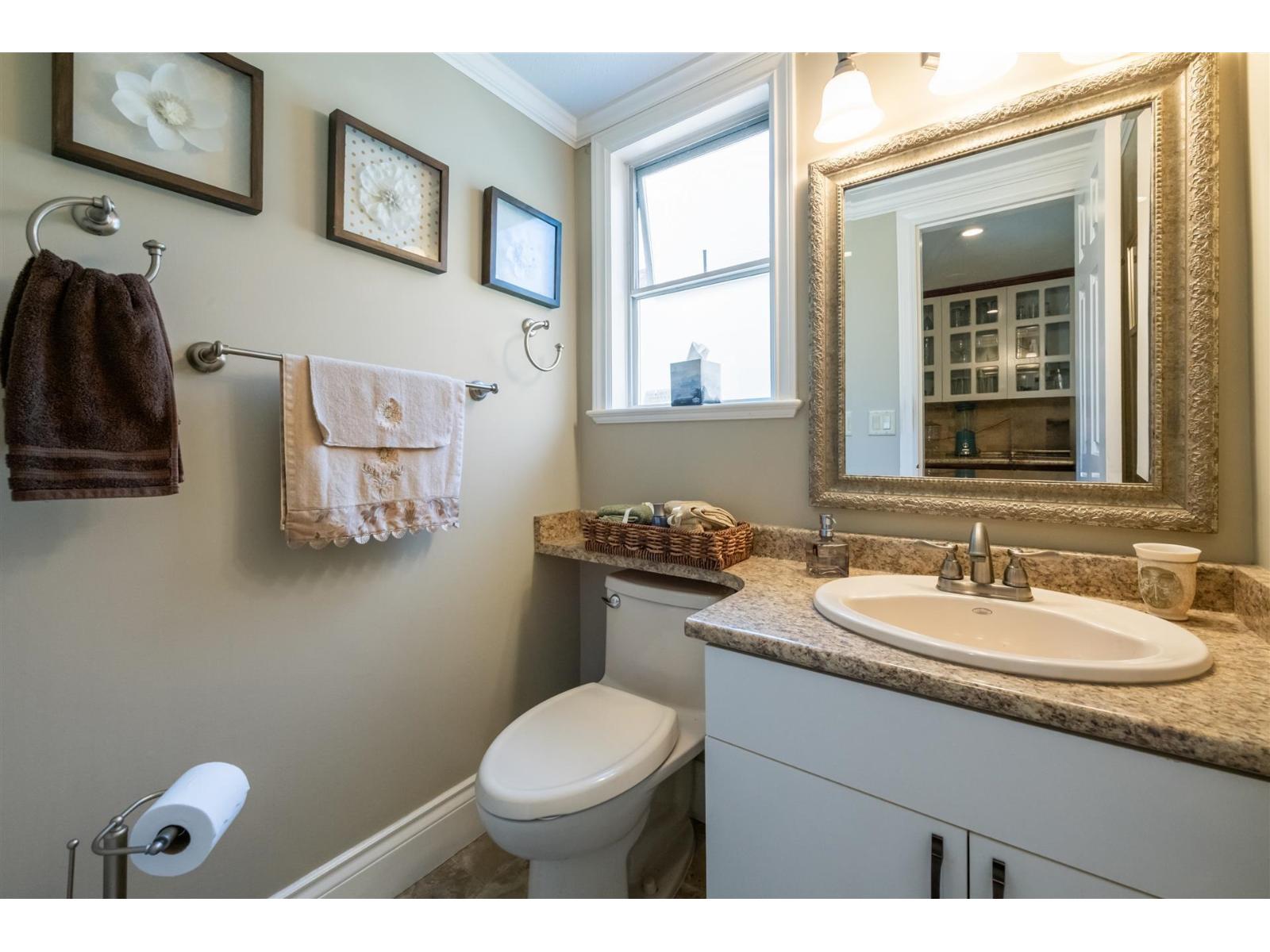 15239 29a Avenue Property Photo 15