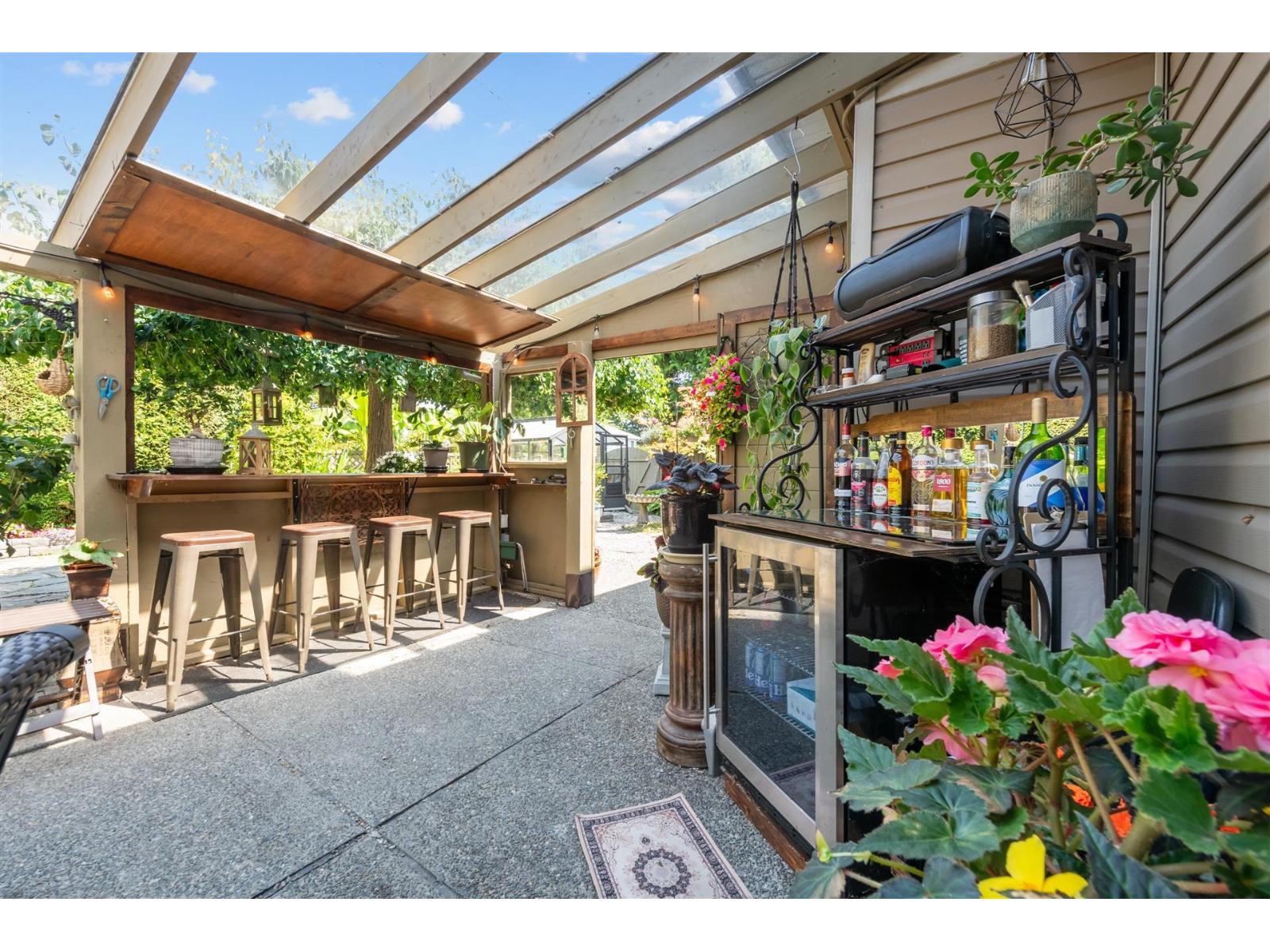15239 29a Avenue Property Photo 16