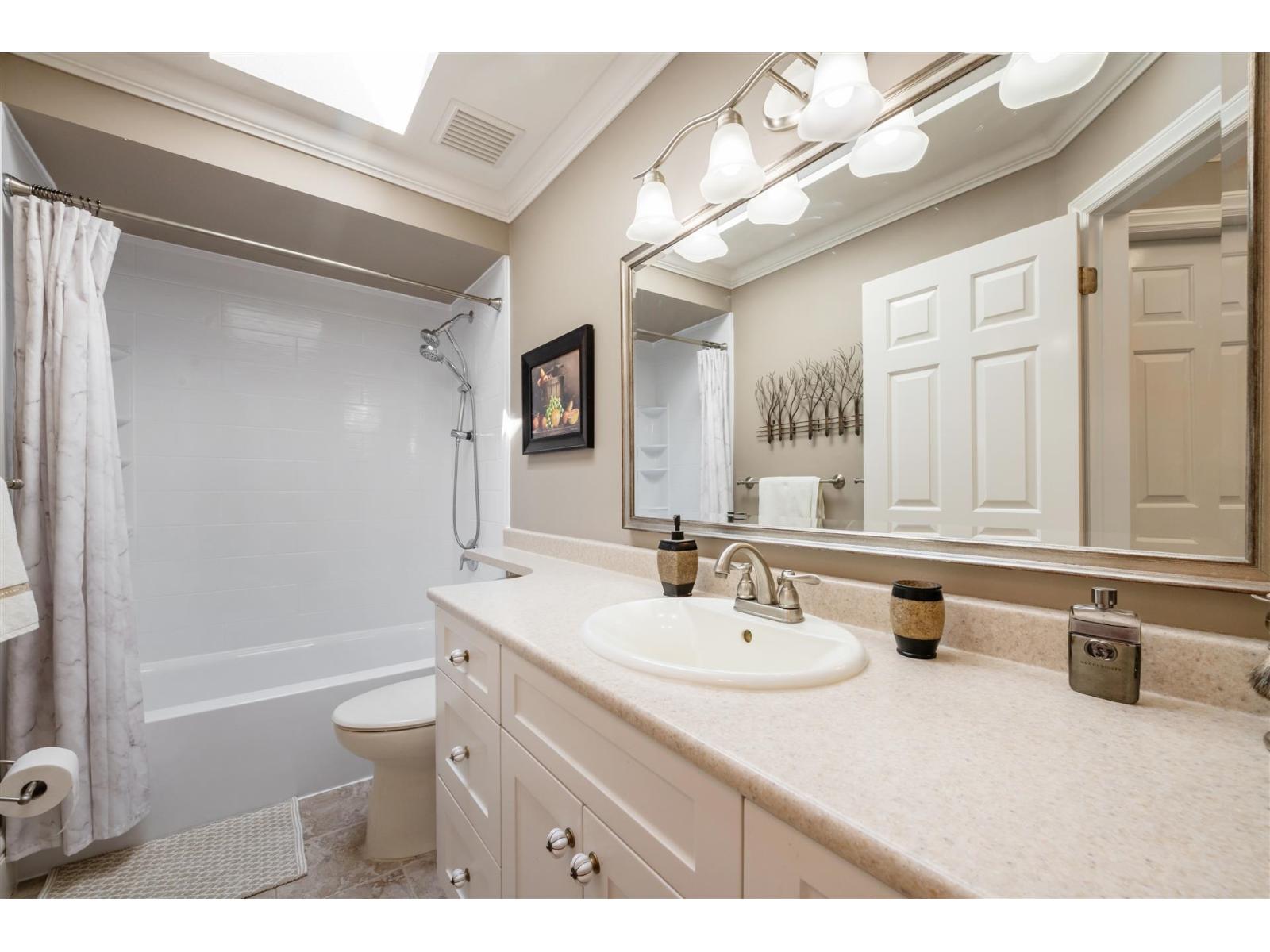 15239 29a Avenue Property Photo 23