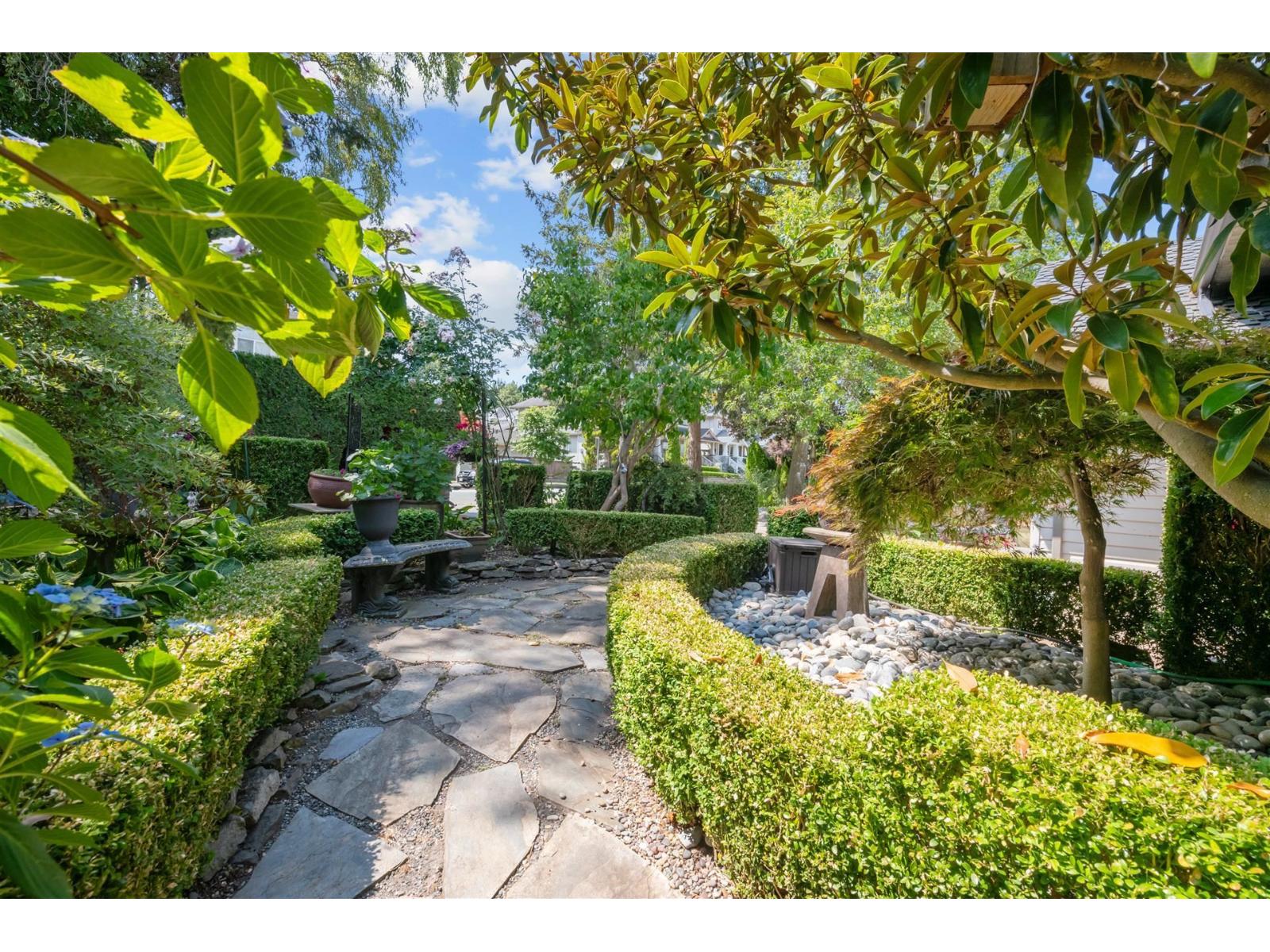 15239 29a Avenue Property Photo 25