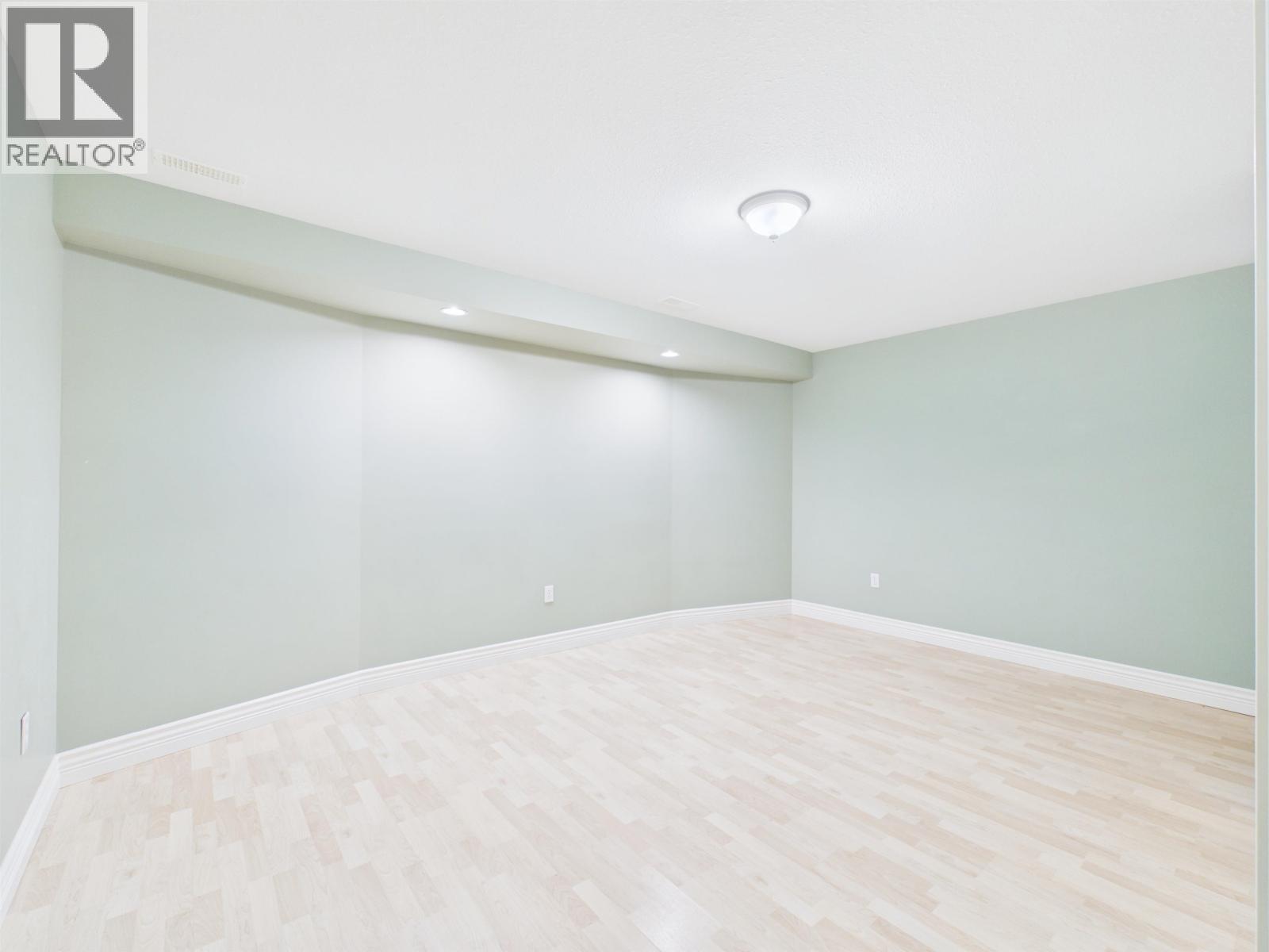 1700 Paddock Drive Property Photo 30