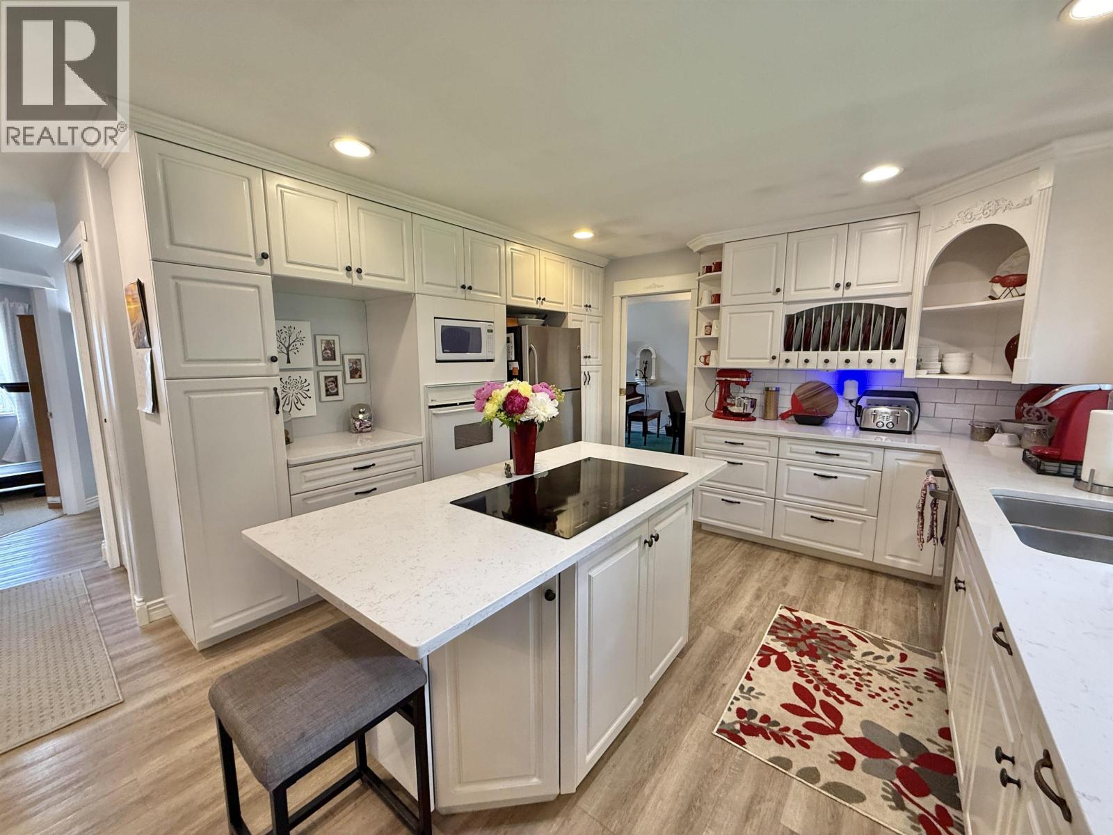 108 Lawlor Drive Property Photo 11