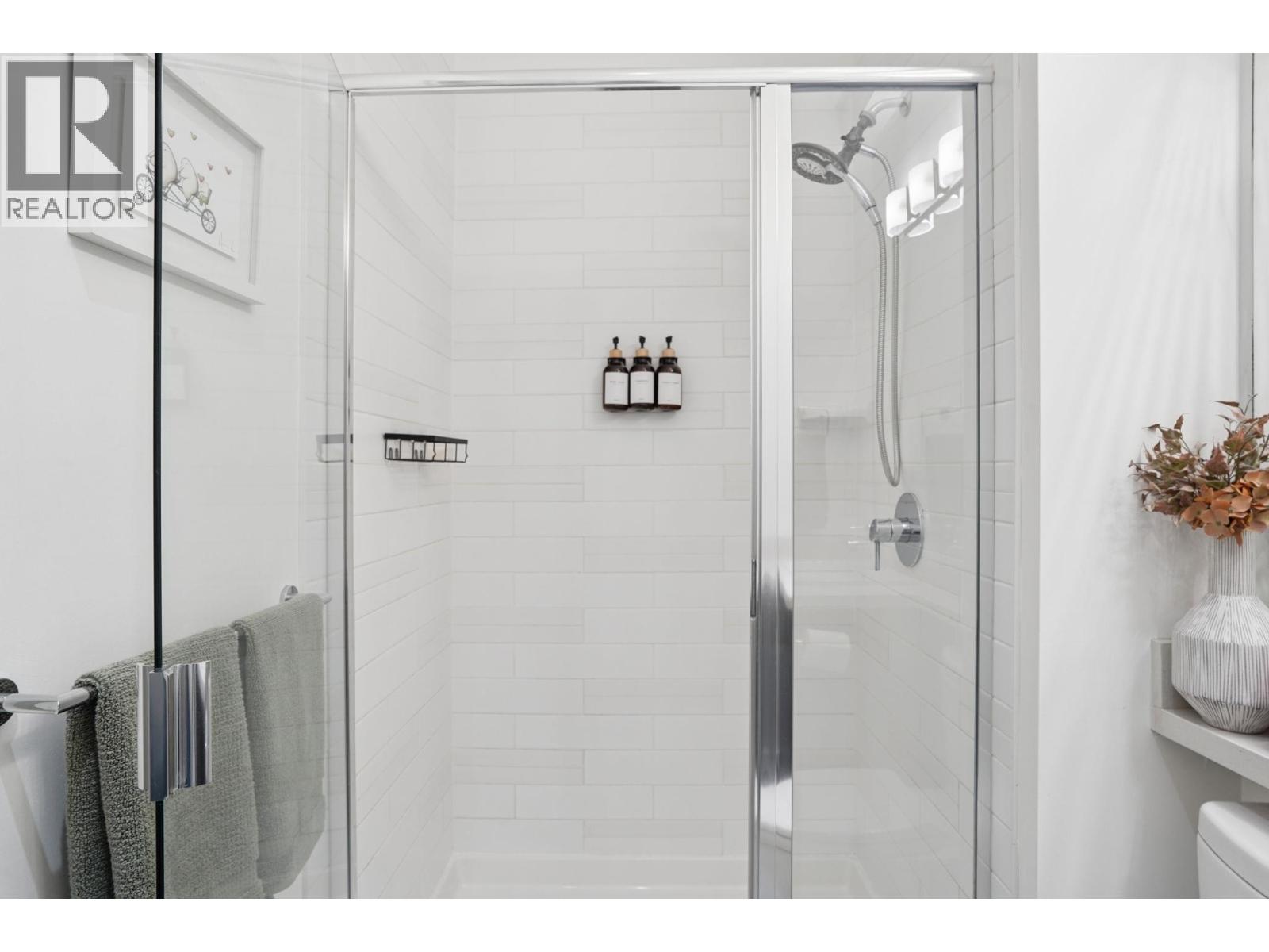 412 3163 Riverwalk Avenue Property Photo 20