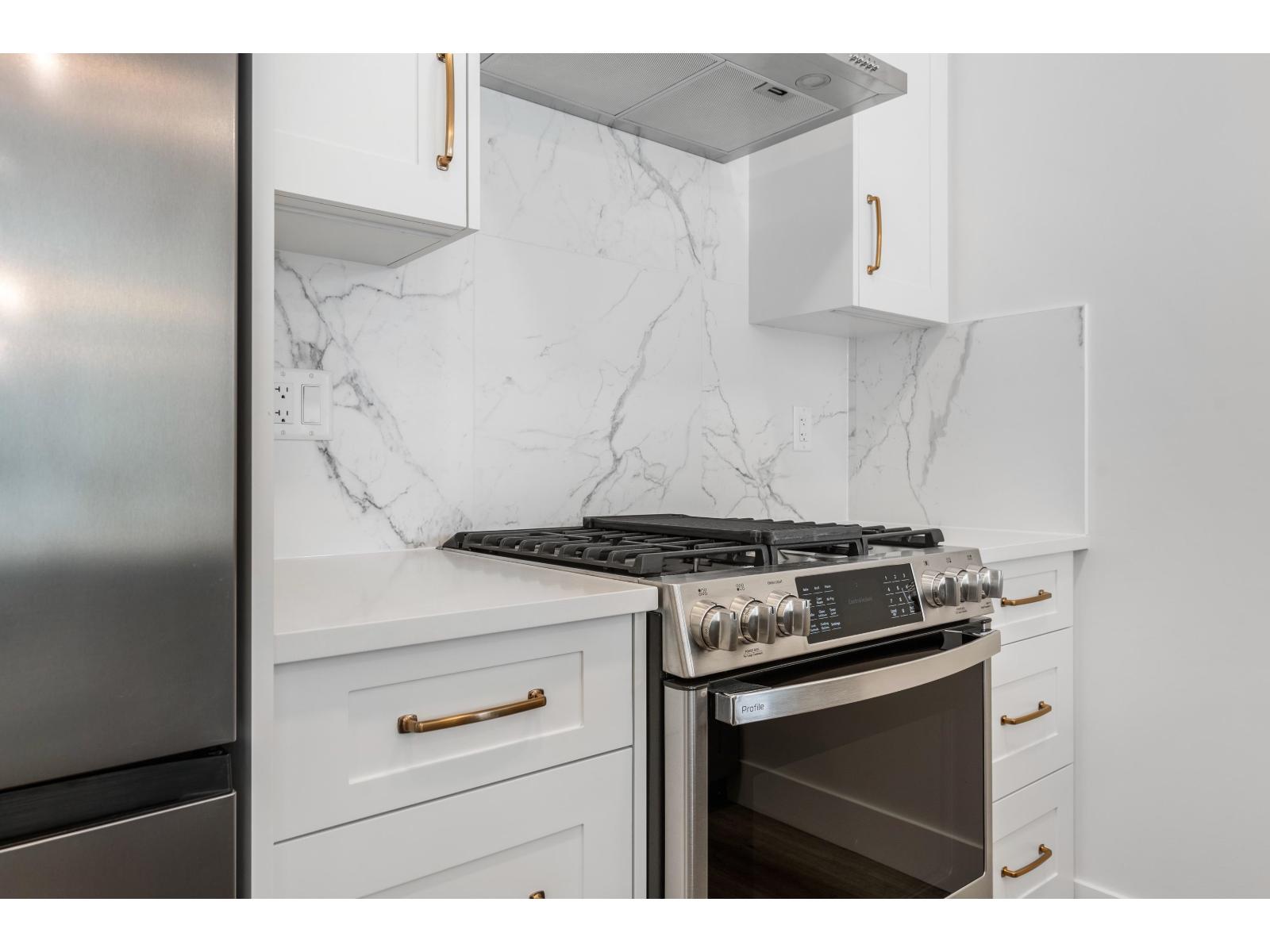 120 Esplanade Avenue #702 Property Photo 11
