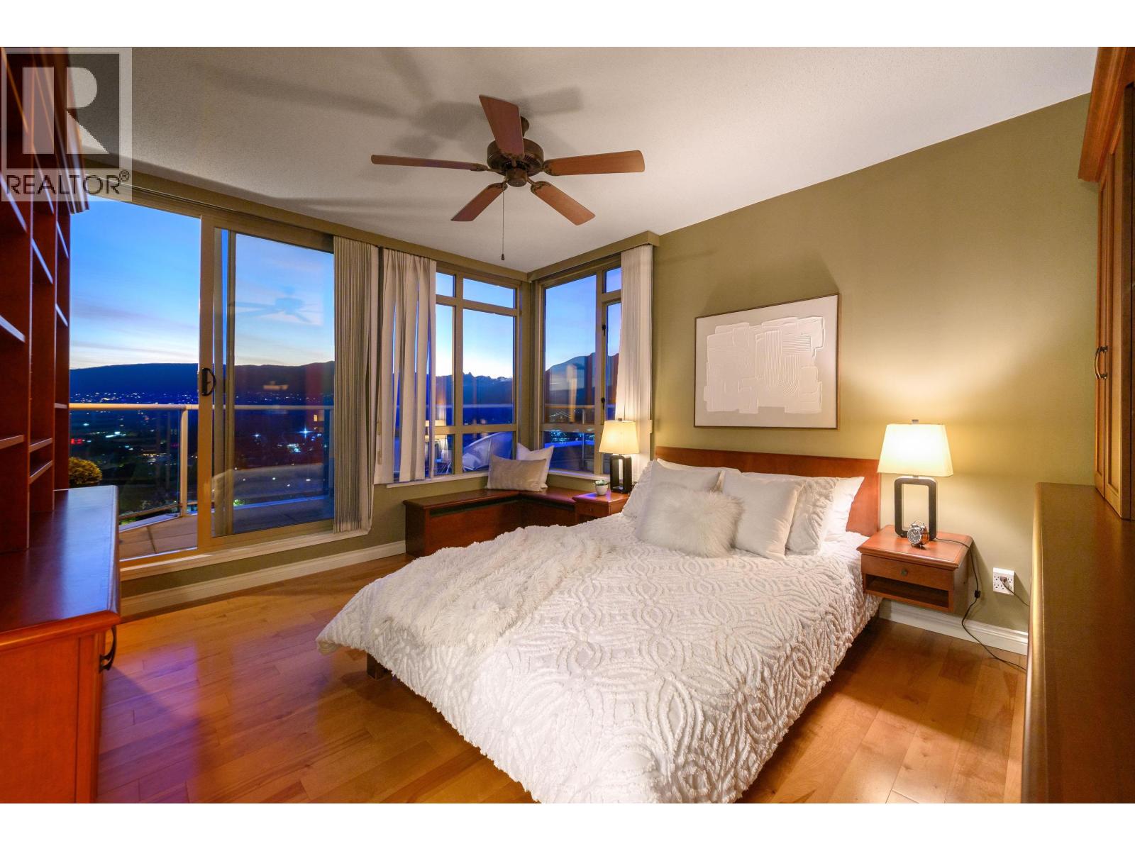1505 160 W Keith Road Property Photo 16