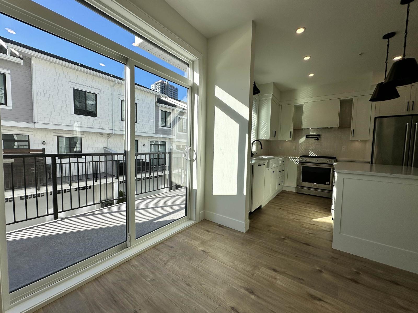 12 20189 84 Avenue Property Photo 9
