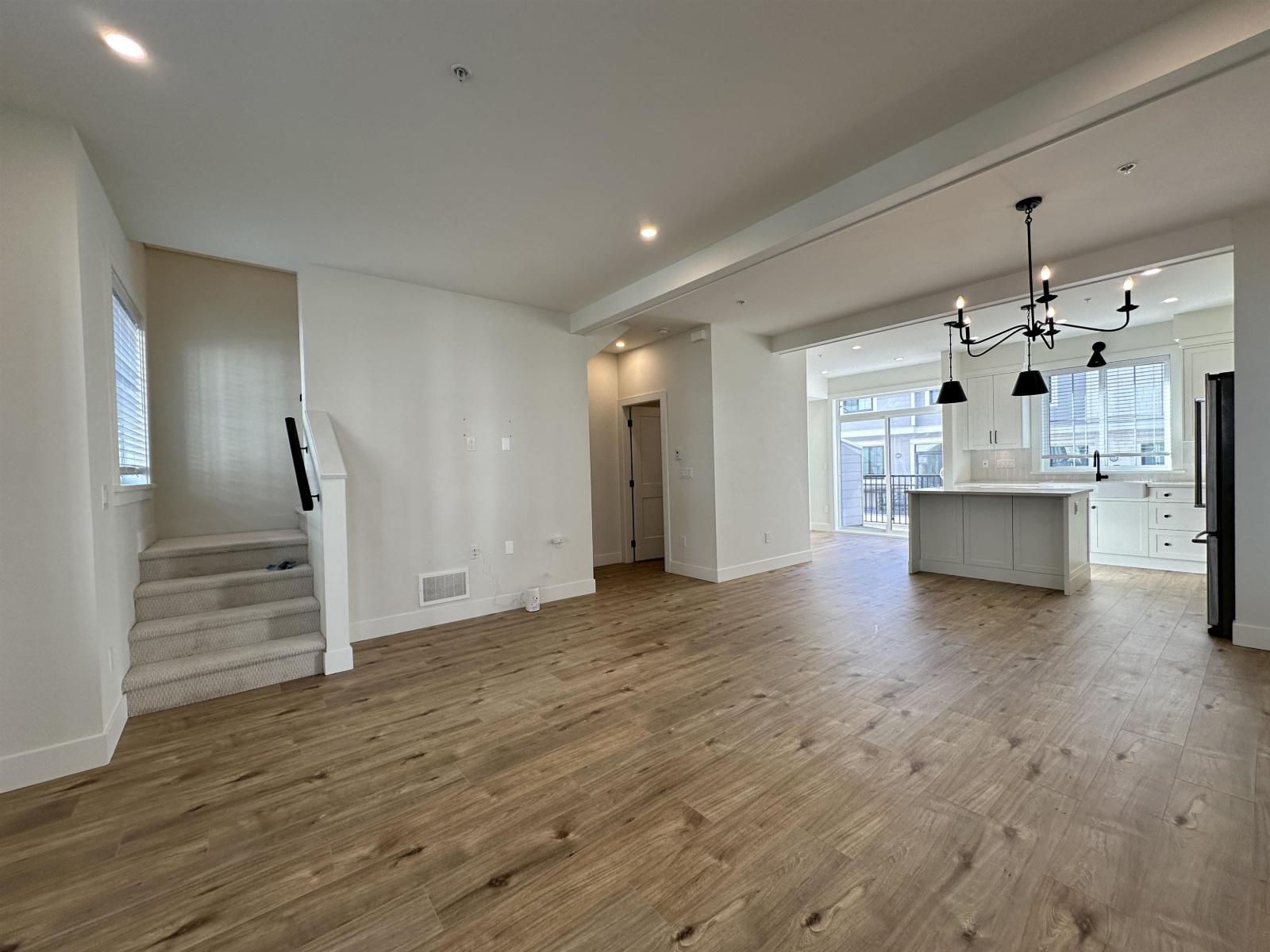 12 20189 84 Avenue Property Photo 20