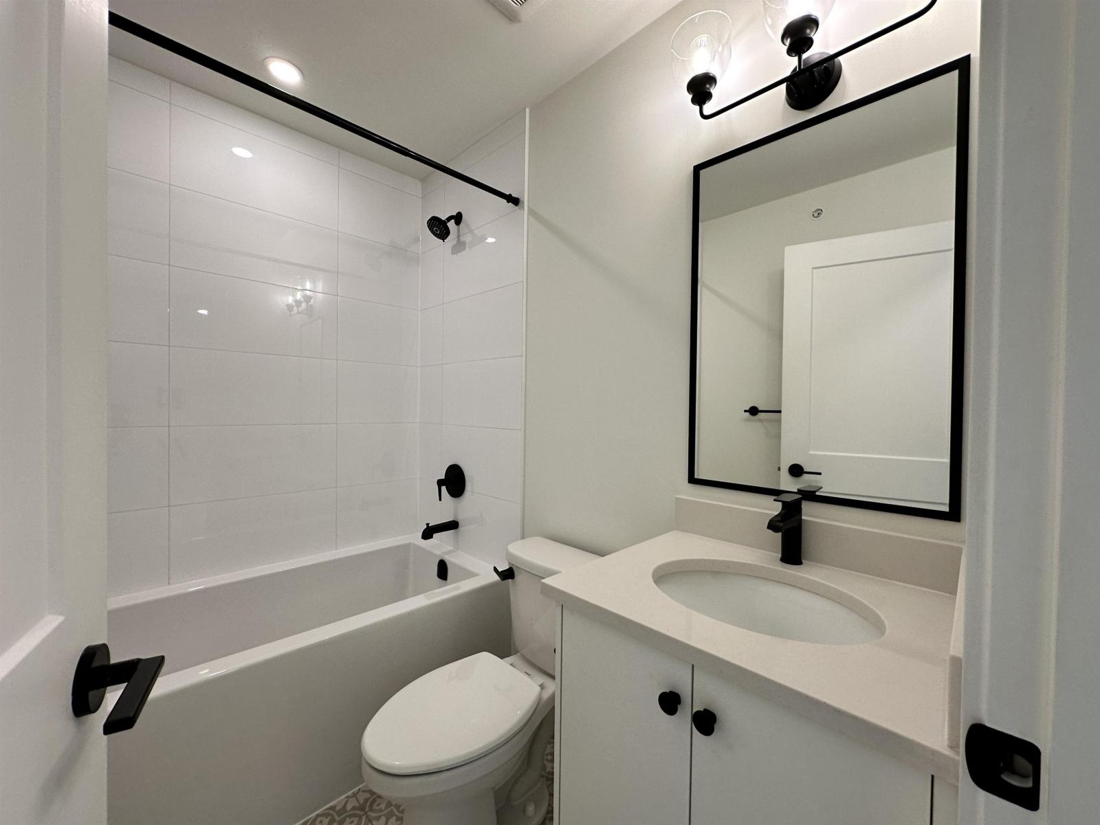 12 20189 84 Avenue Property Photo 24
