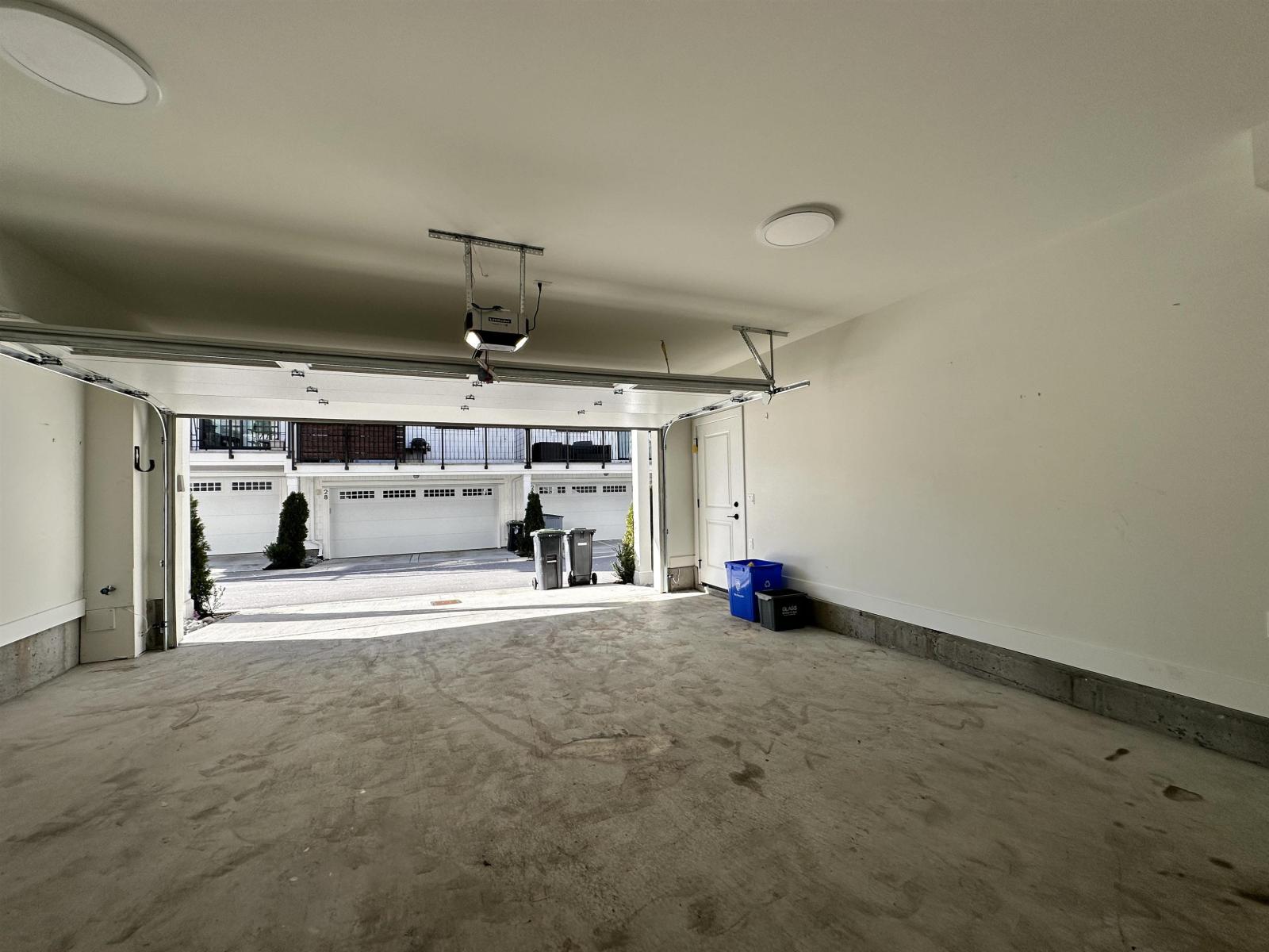 12 20189 84 Avenue Property Photo 33