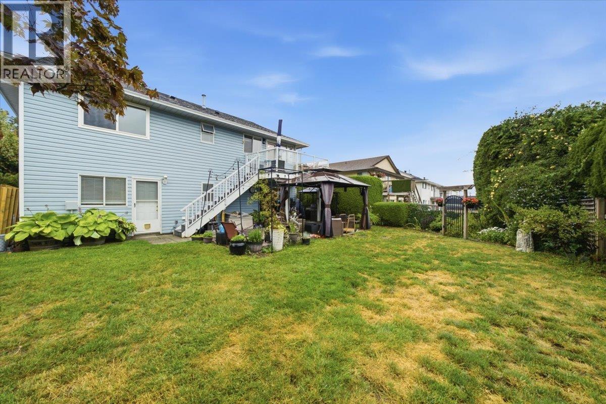 18839 Ford Road Property Photo 33