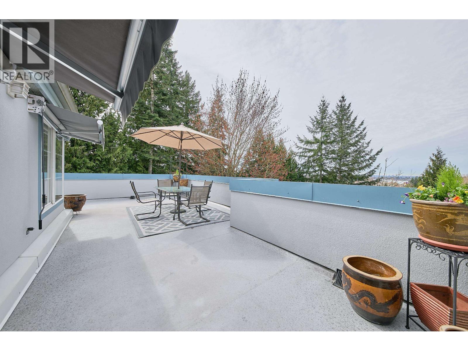 405 11519 Burnett Street Property Photo 14