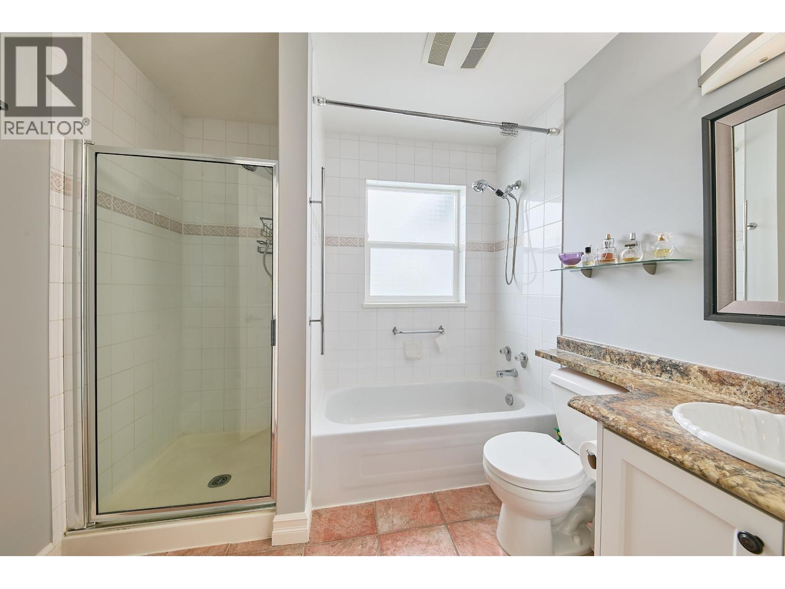 405 11519 Burnett Street Property Photo 21