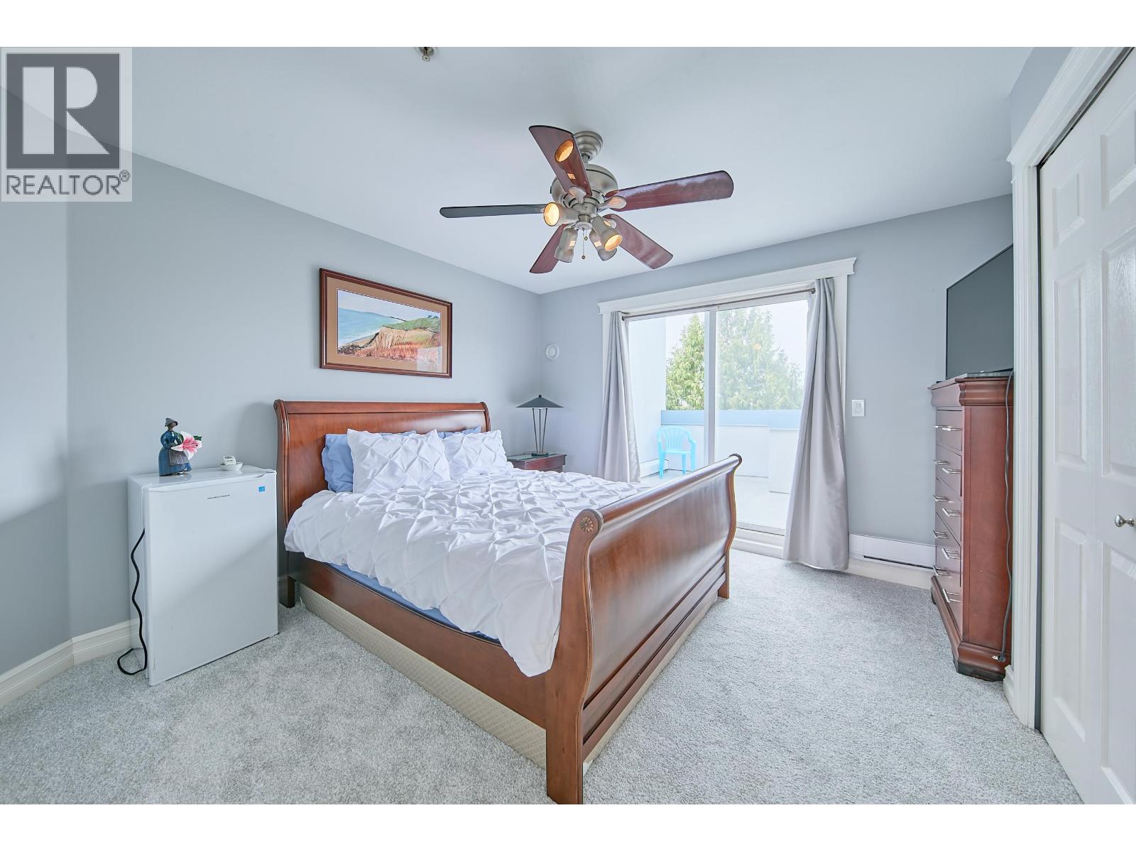 405 11519 Burnett Street Property Photo 22