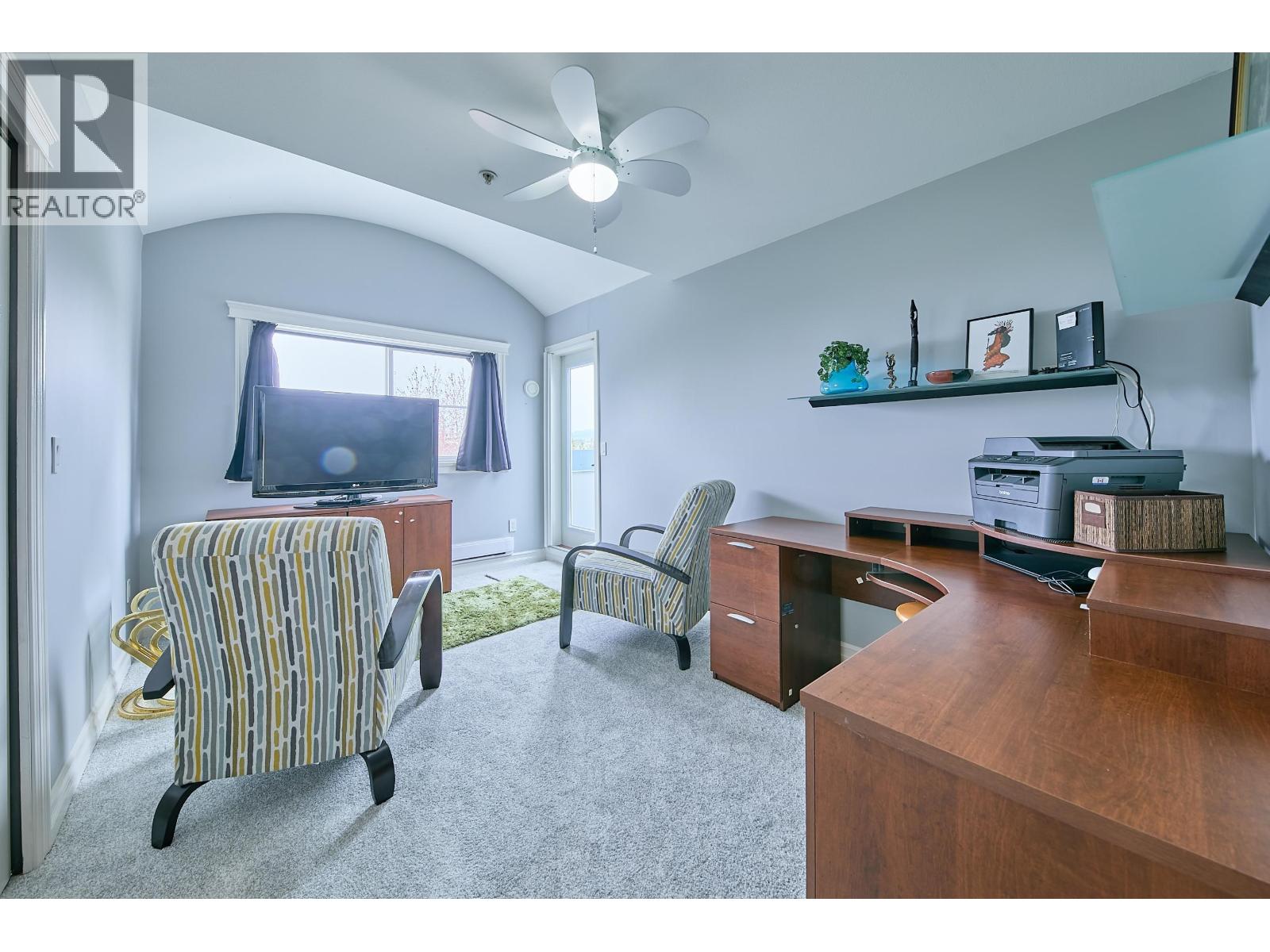 405 11519 Burnett Street Property Photo 23