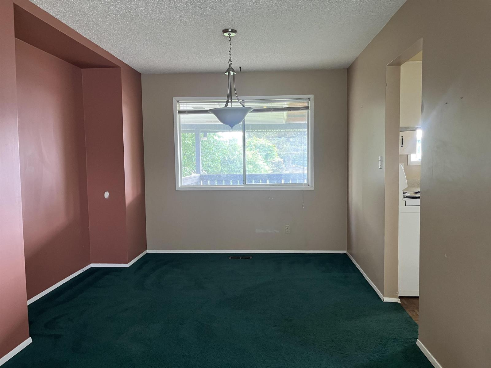 6487 Dayton Drive Property Photo 9