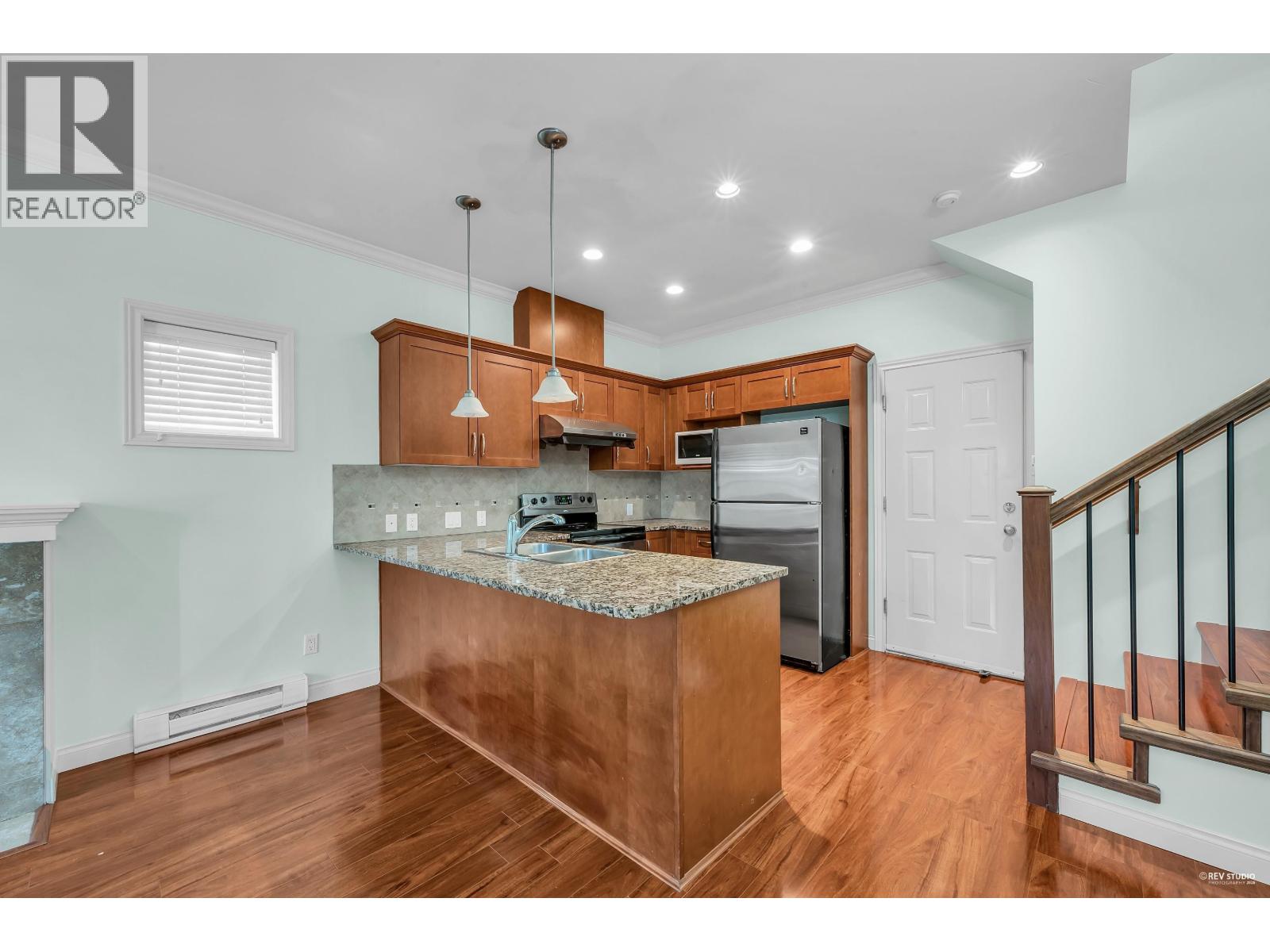1 8311 No. 2 Road Property Photo 9