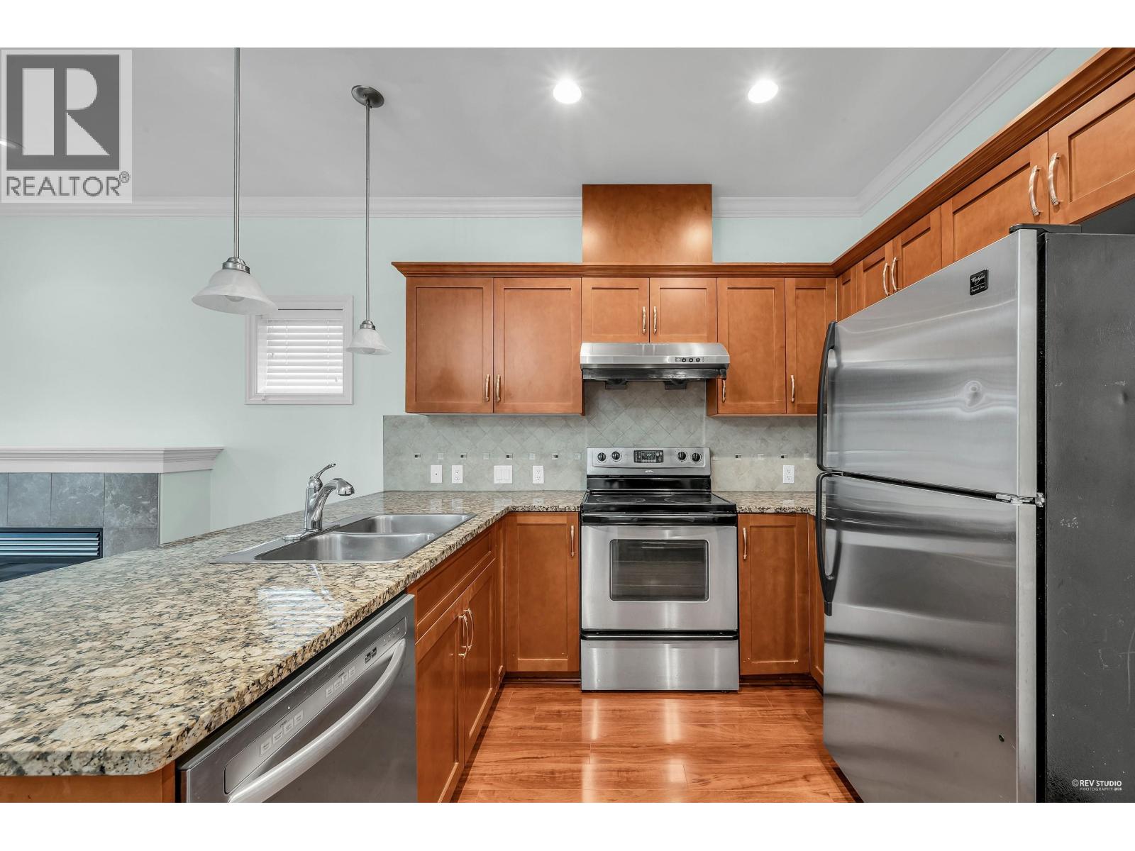 1 8311 No. 2 Road Property Photo 10