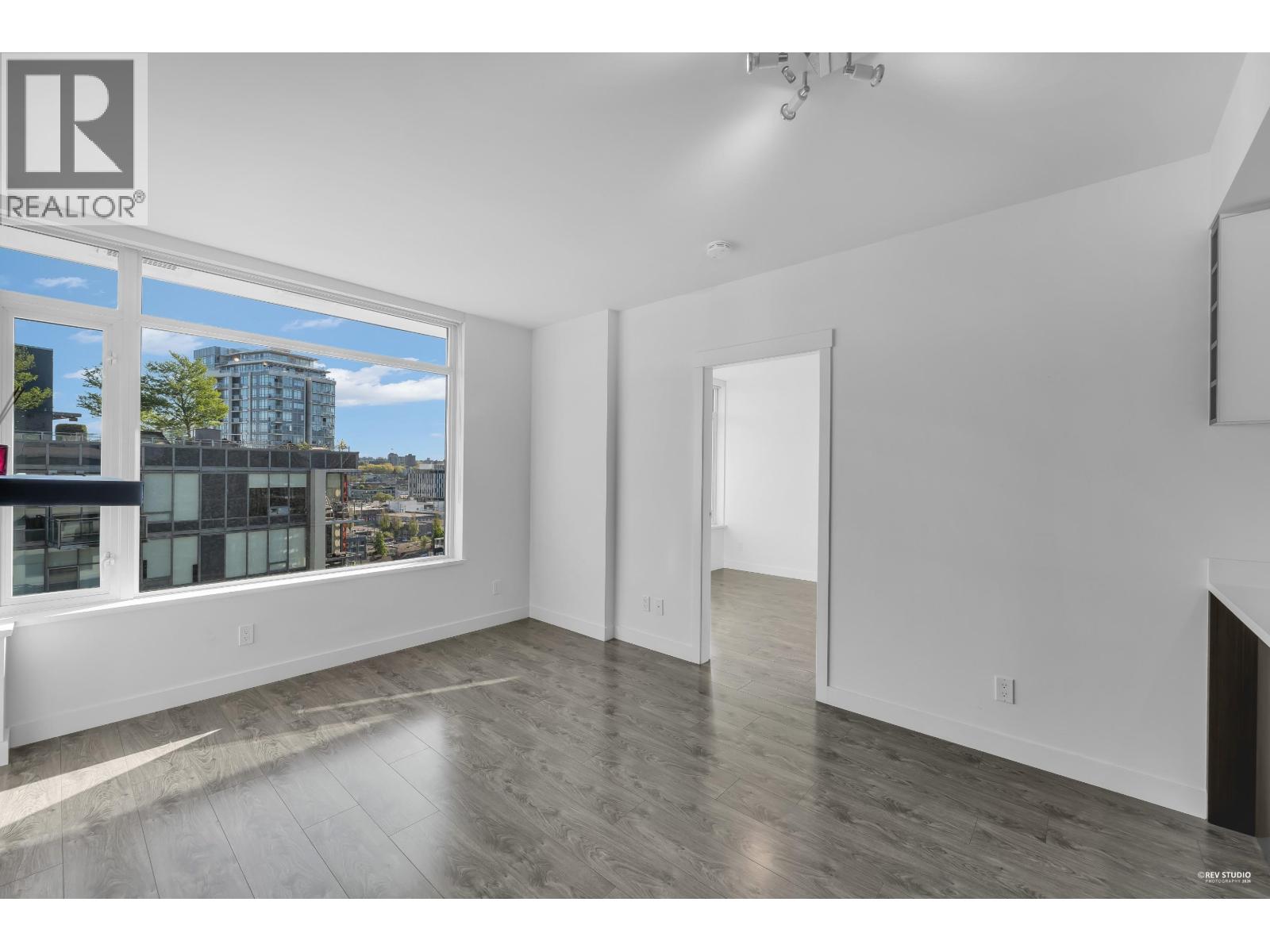 1801 110 Switchmen Street Property Photo 7