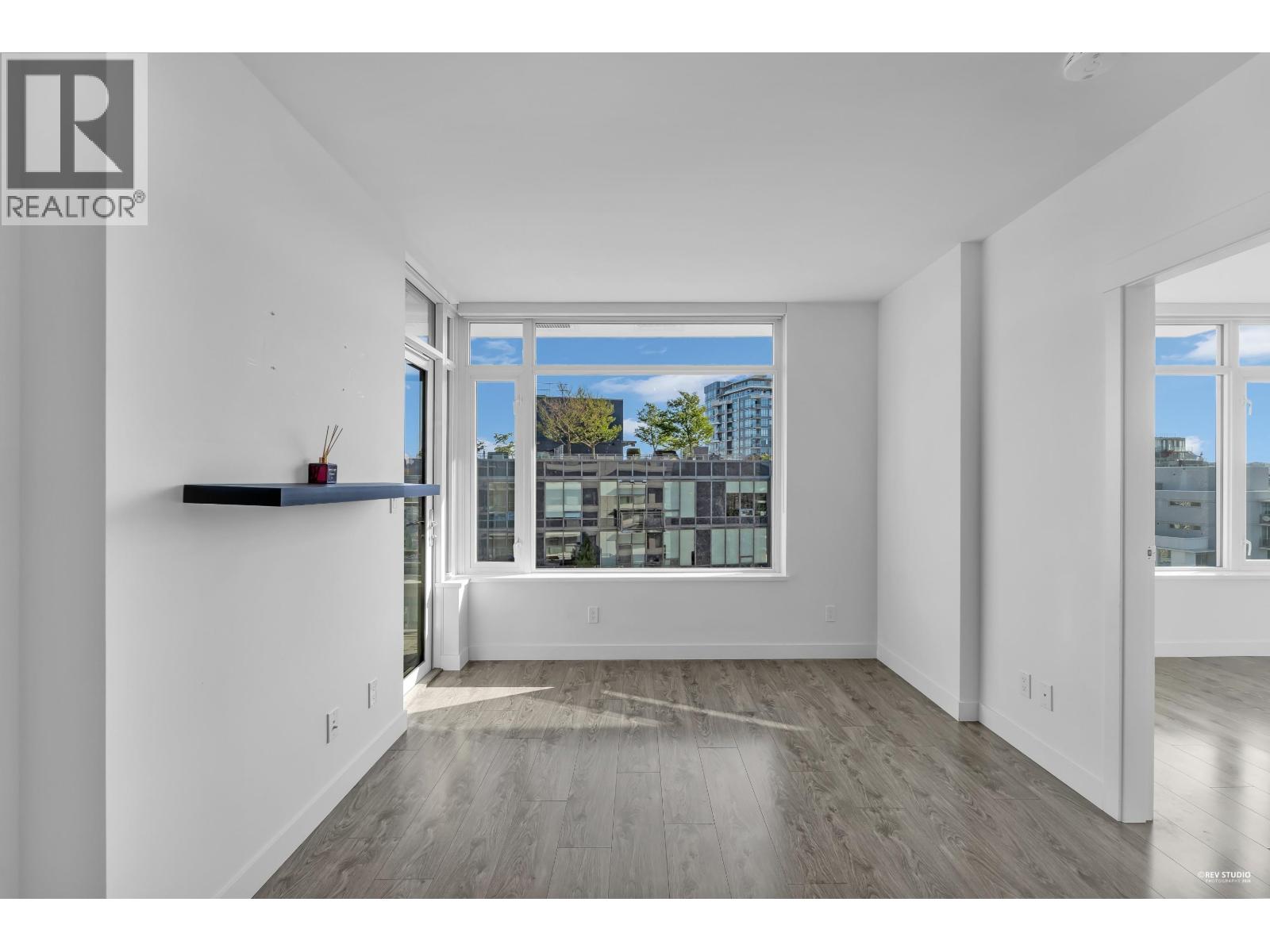 1801 110 Switchmen Street Property Photo 8