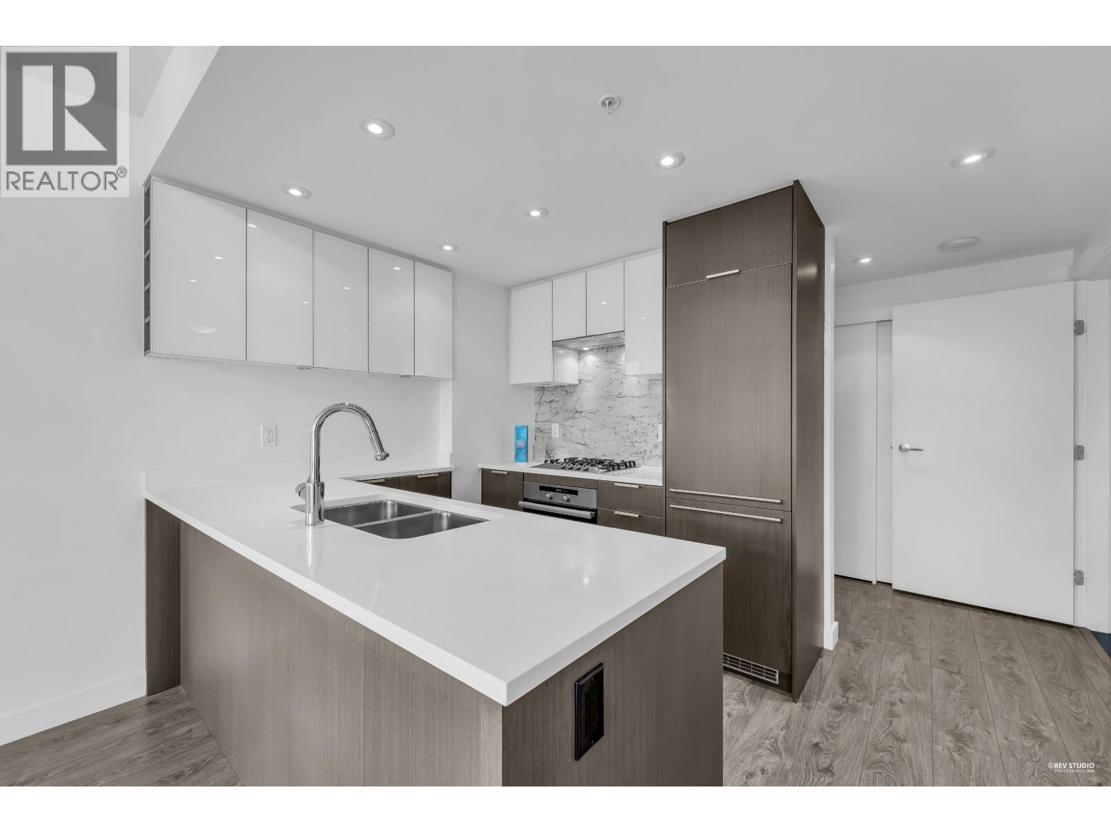 1801 110 Switchmen Street Property Photo 11