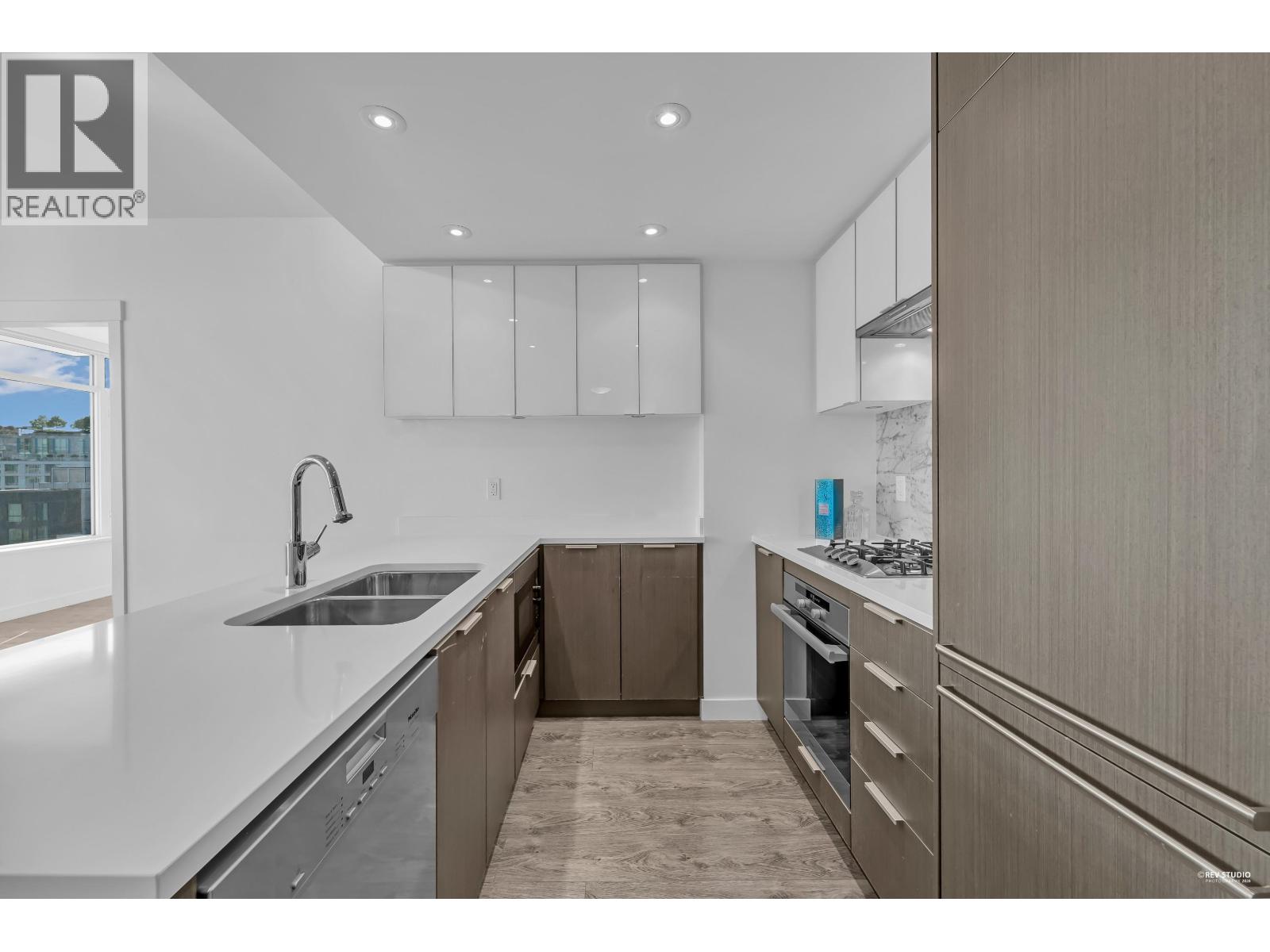 1801 110 Switchmen Street Property Photo 12