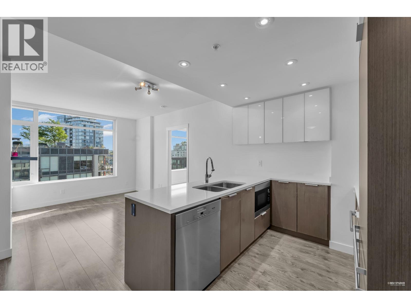 1801 110 Switchmen Street Property Photo 13
