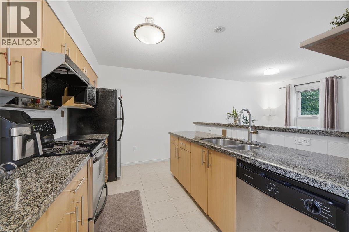 1 7128 17th Avenue Property Photo 16