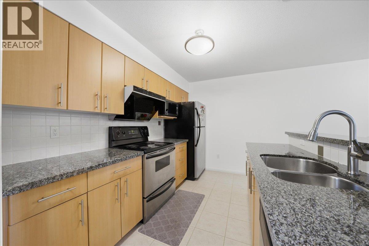 1 7128 17th Avenue Property Photo 18