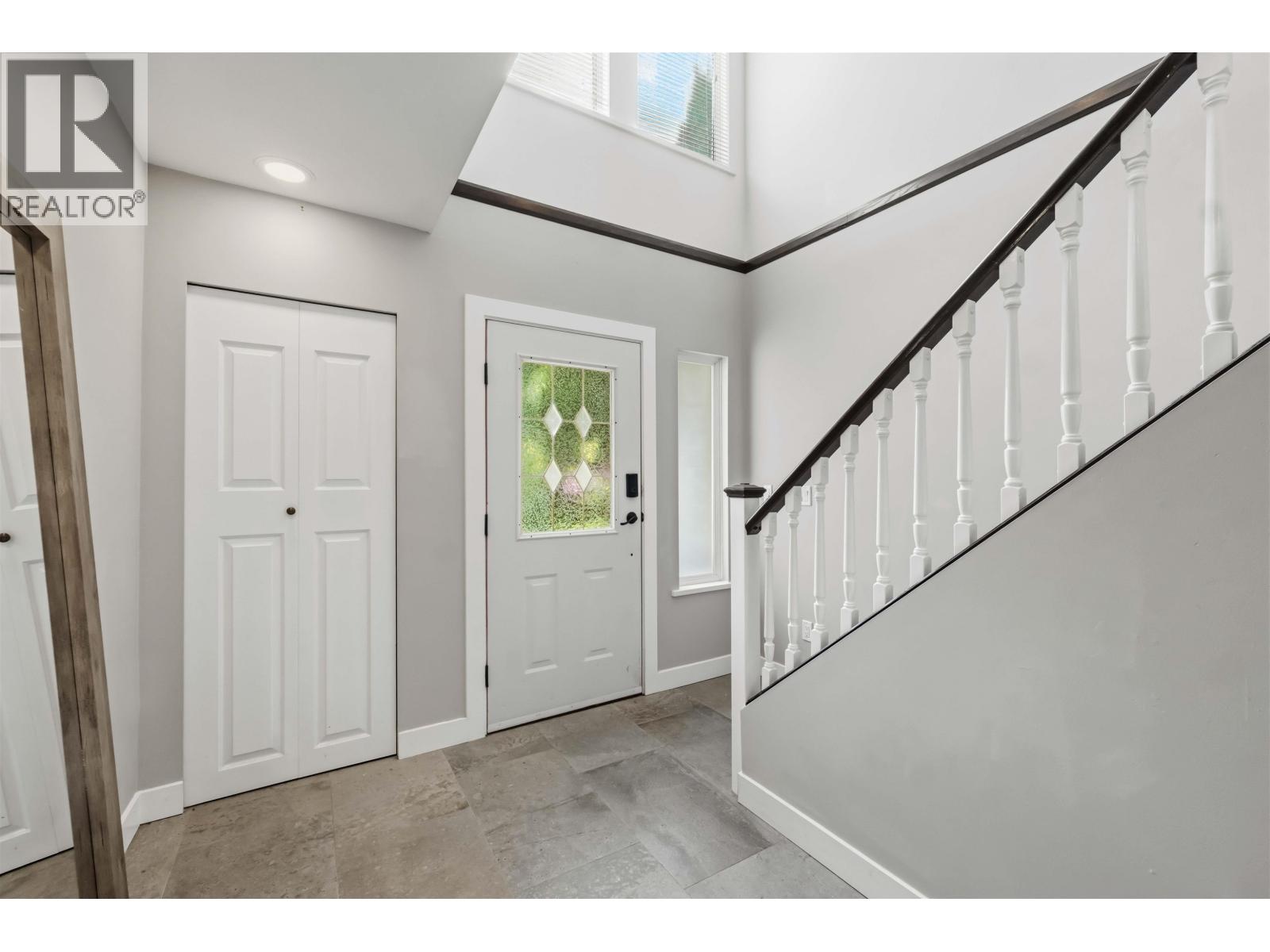 11661 207 Street Property Photo 4