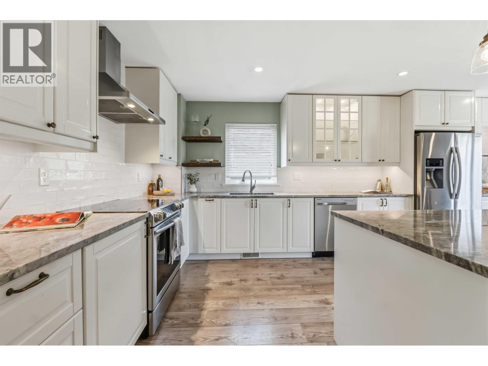 11661 207 Street Property Photo 16