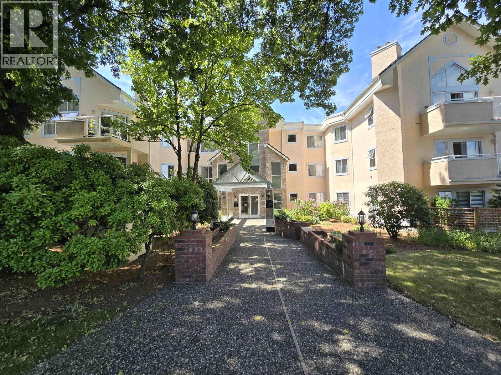 101 5565 BARKER AVENUE Property Photo 1
