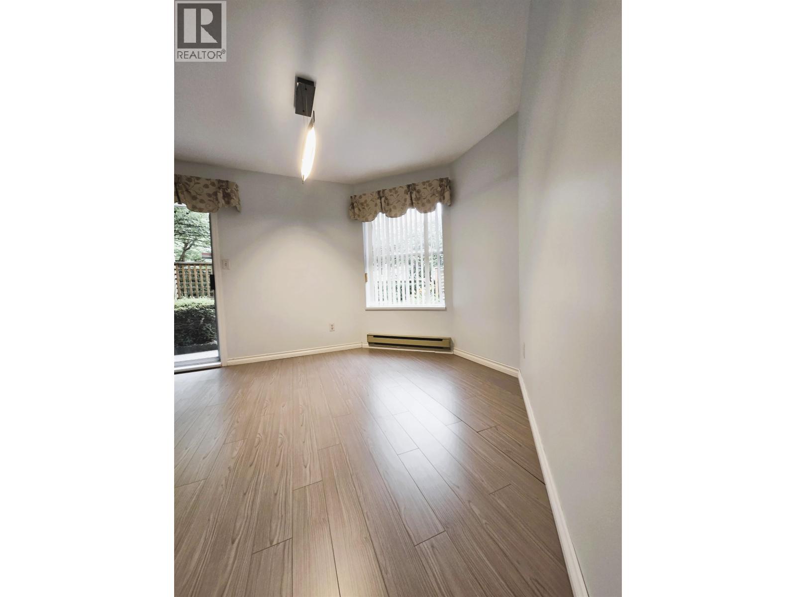 101 5565 Barker Avenue Property Photo 9