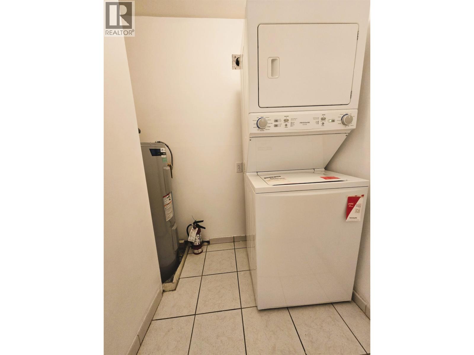 101 5565 Barker Avenue Property Photo 10