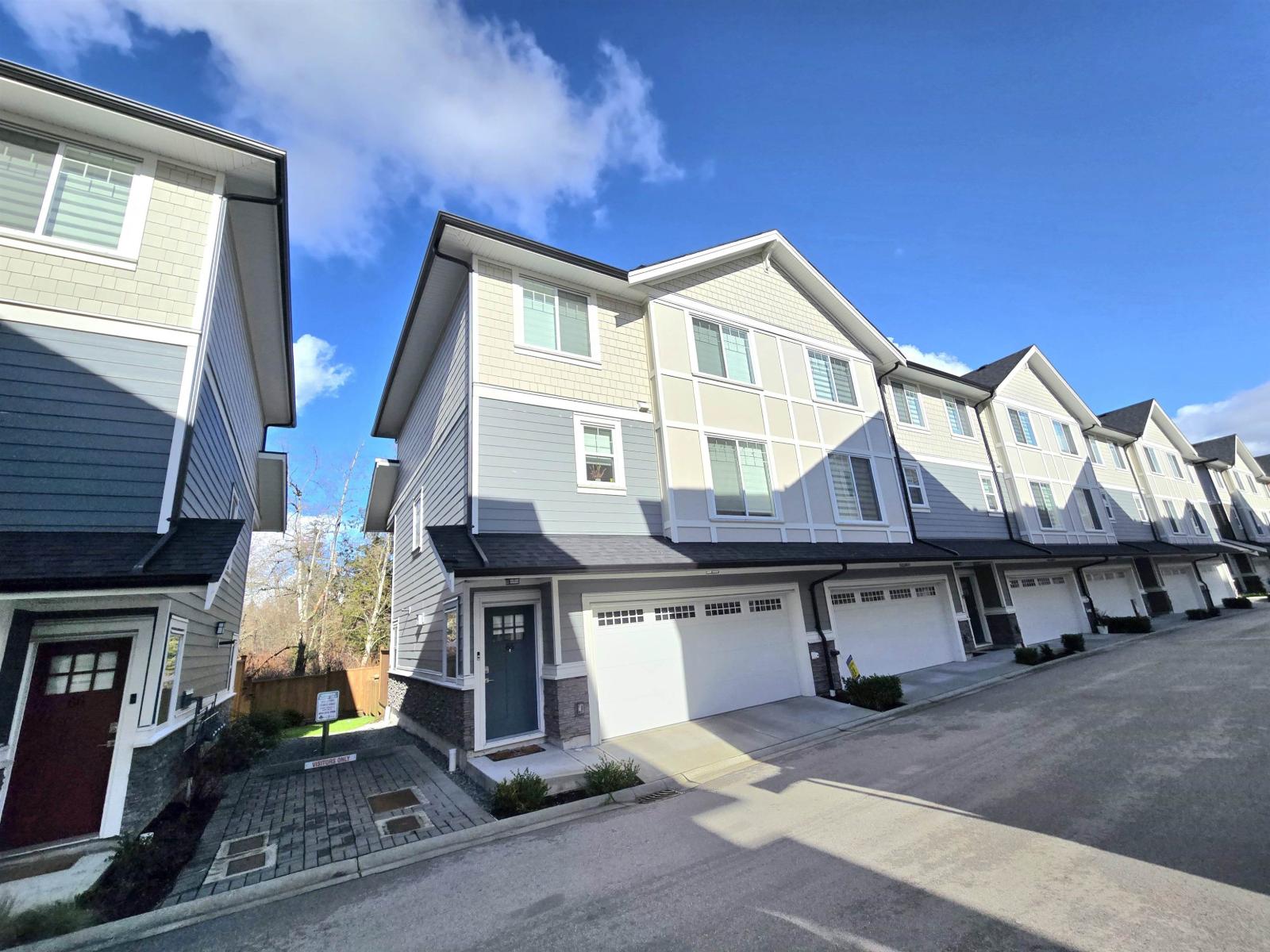 65 19501 74 Avenue Property Photo 1