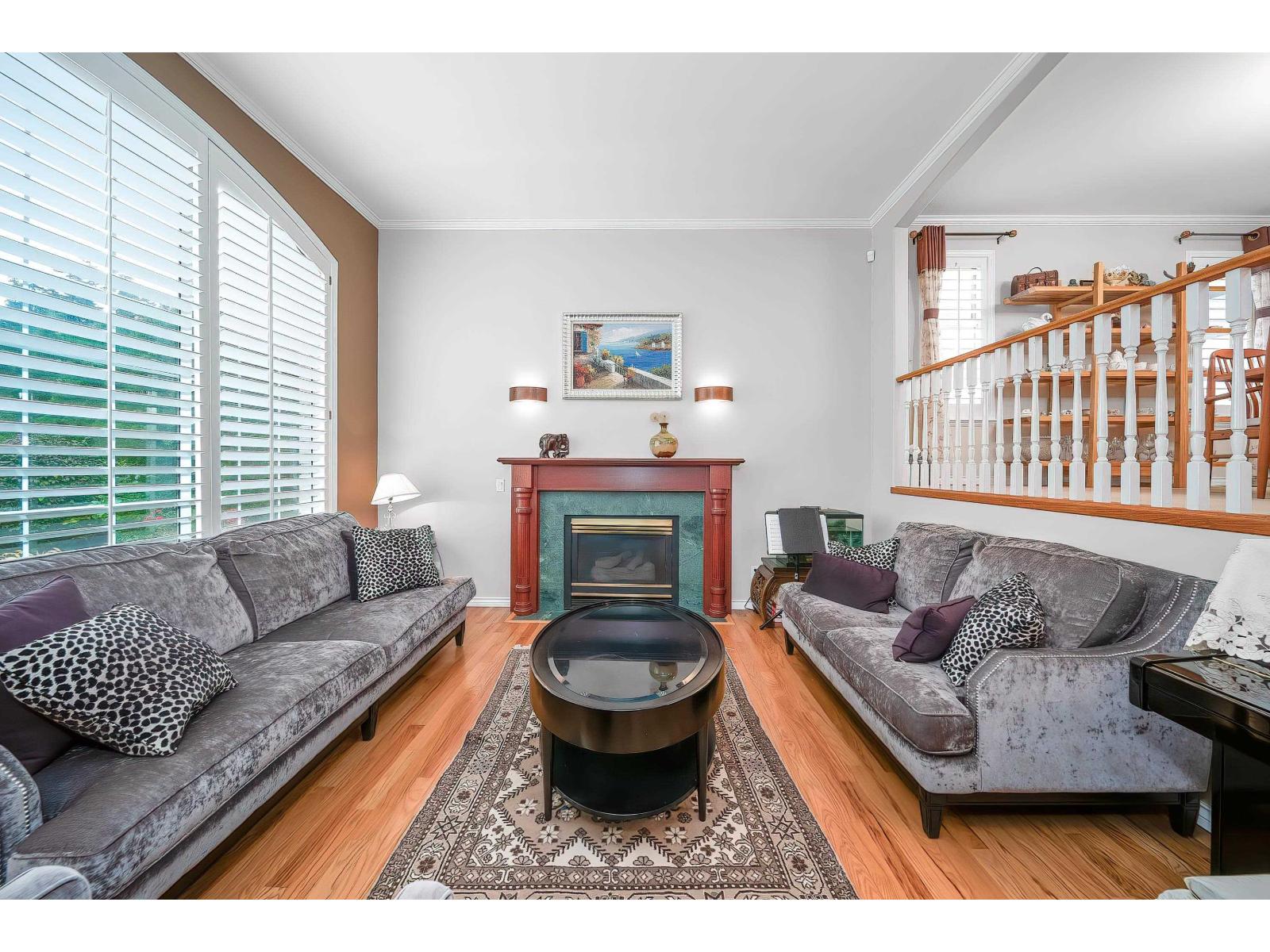14872 25a Avenue Property Photo 12