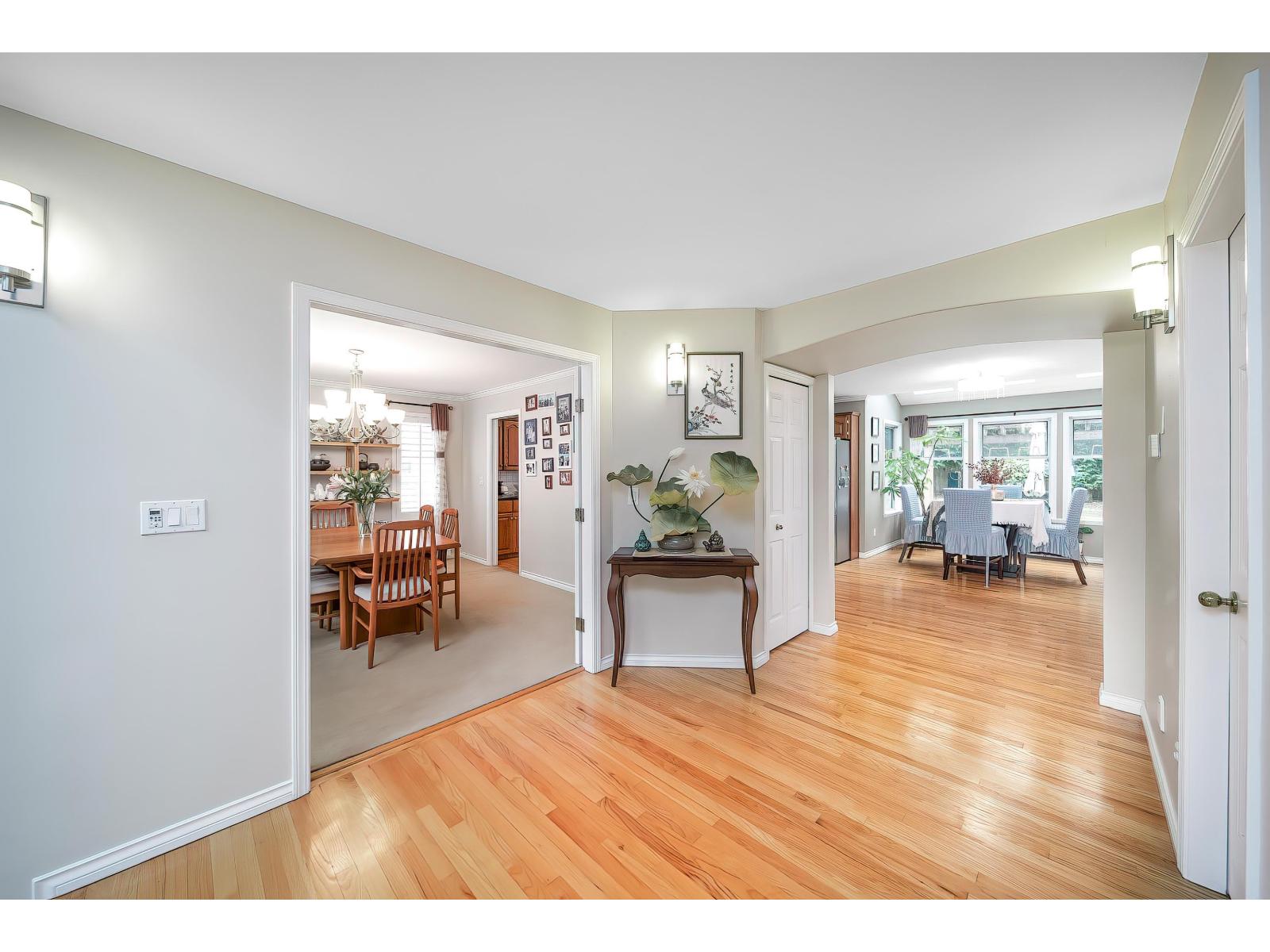 14872 25a Avenue Property Photo 19