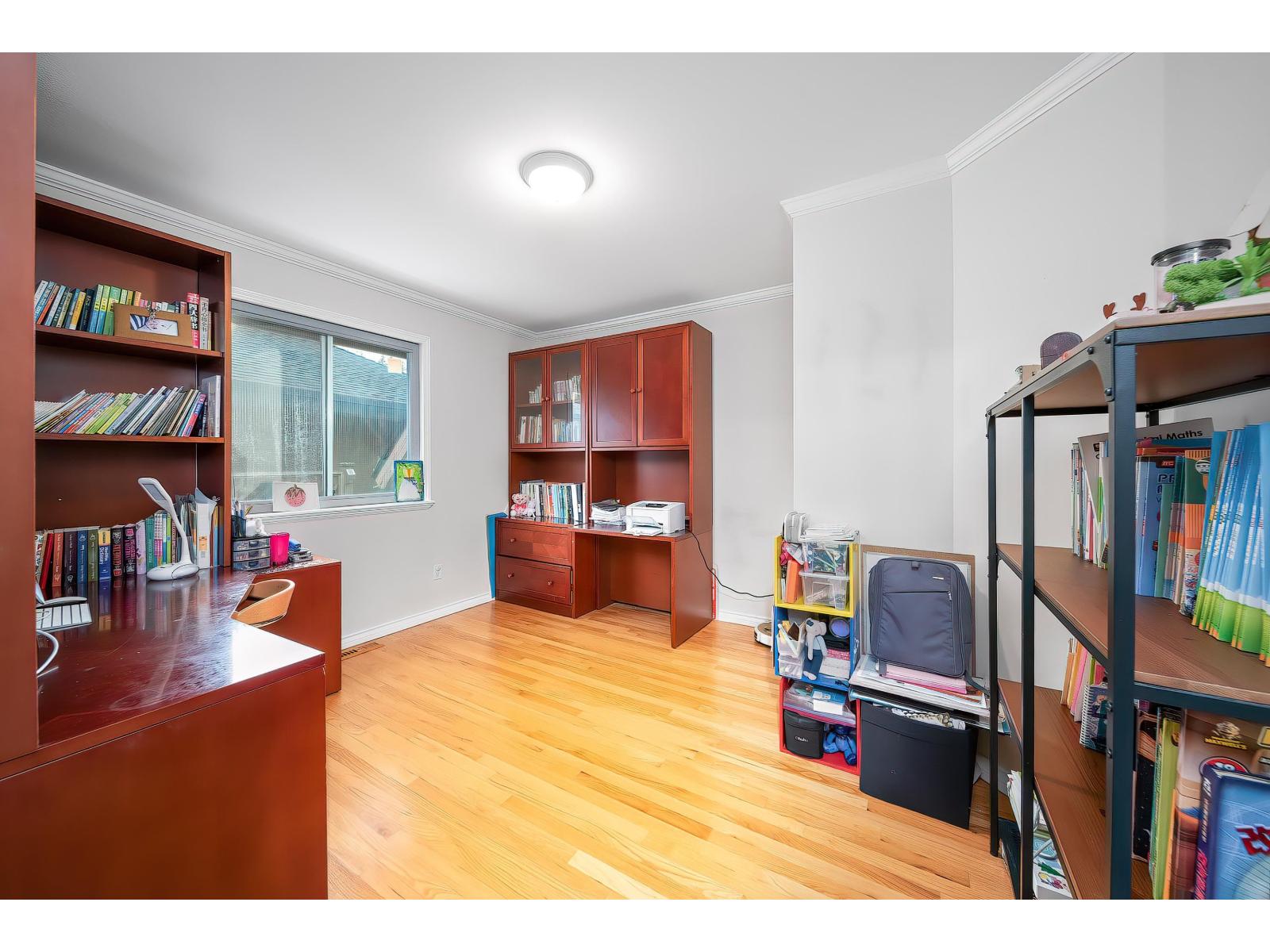 14872 25a Avenue Property Photo 23